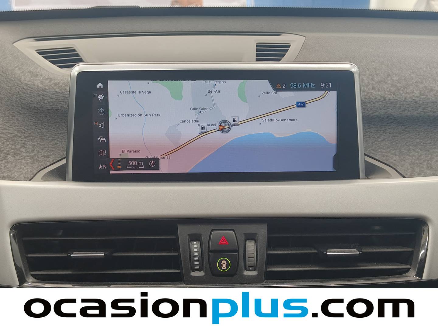 Extras y acabados del BMW X1 BMW X1 sDrive16d Business (116 CV)