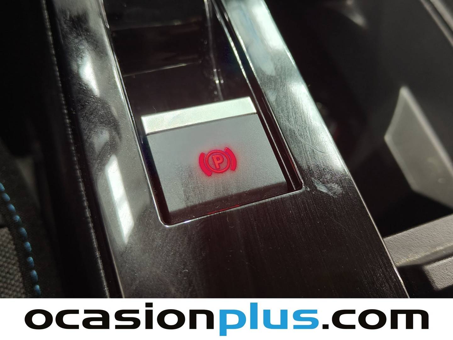 Foto Citroën C4 X Citroen C4 X PureTech 130 S&S Plus EAT8 (131 CV)