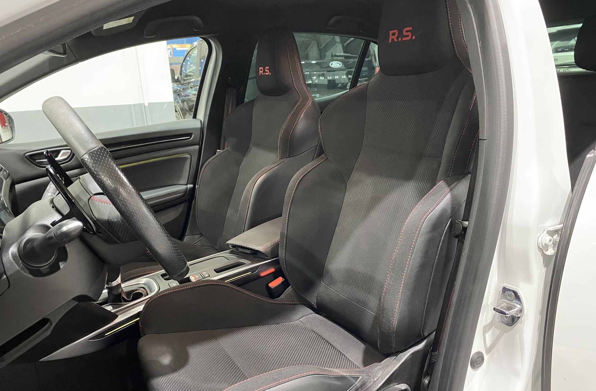 Renault Mégane RS Energy TCe EDC - foto 10