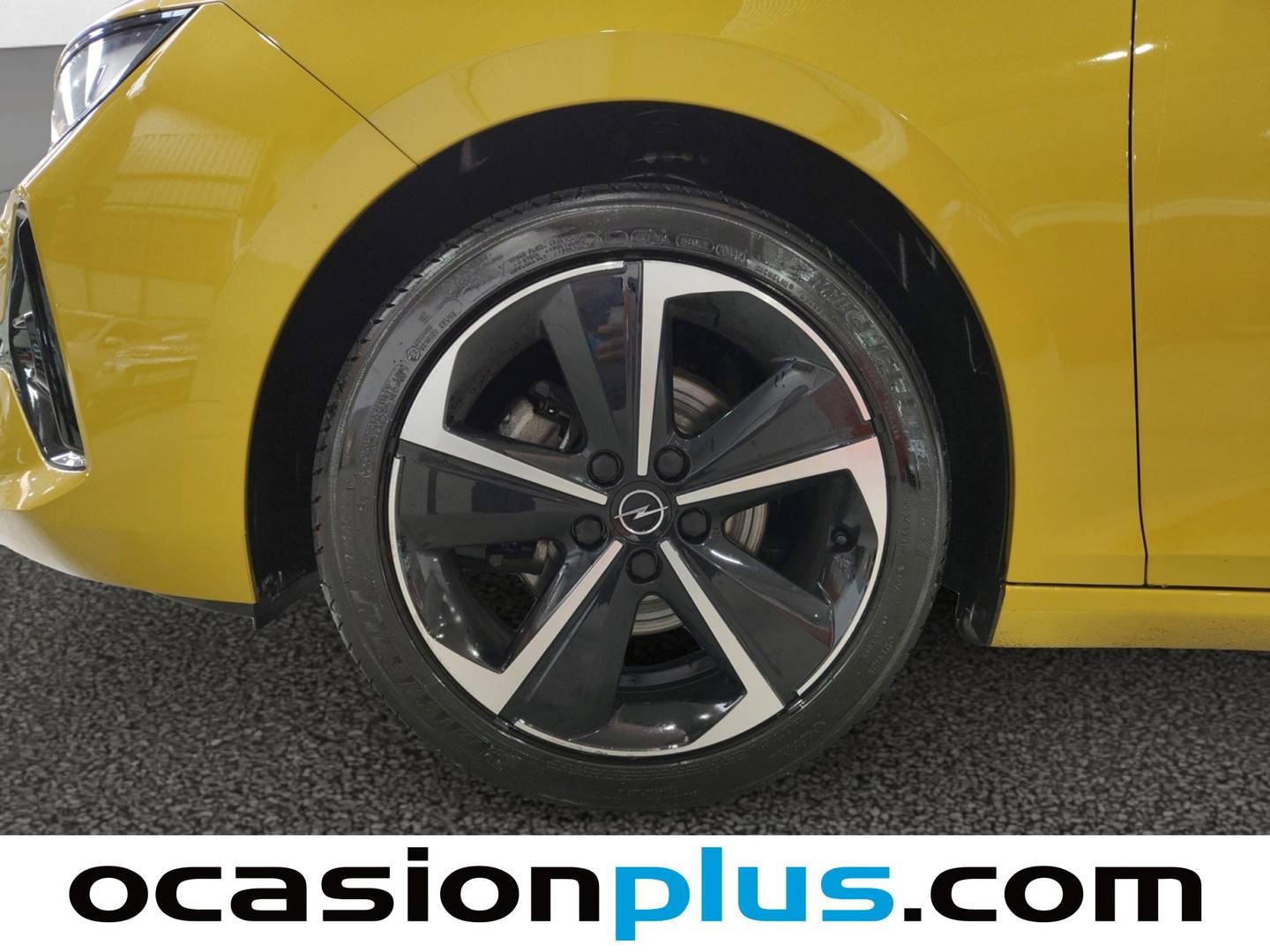 Foto Opel Astra Opel Astra 1.2 Turbo XHT GS (130 CV)