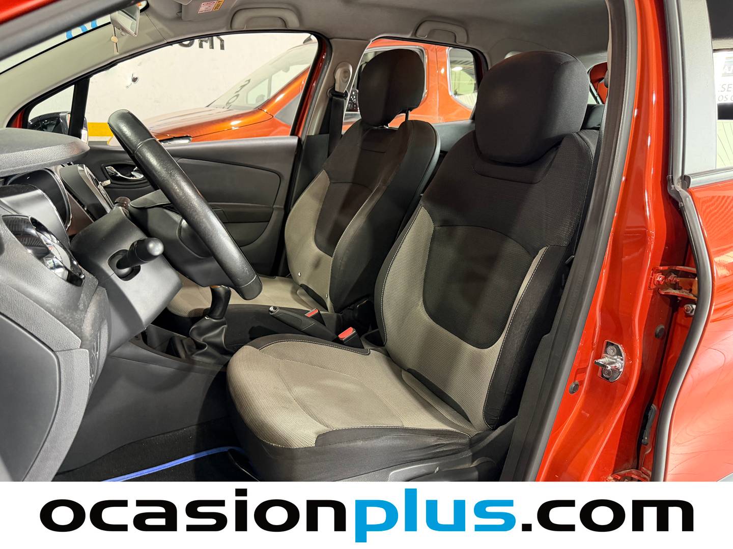 Foto asientos delanteros Renault Captur Renault Captur Intens Energy dCi (90 CV)