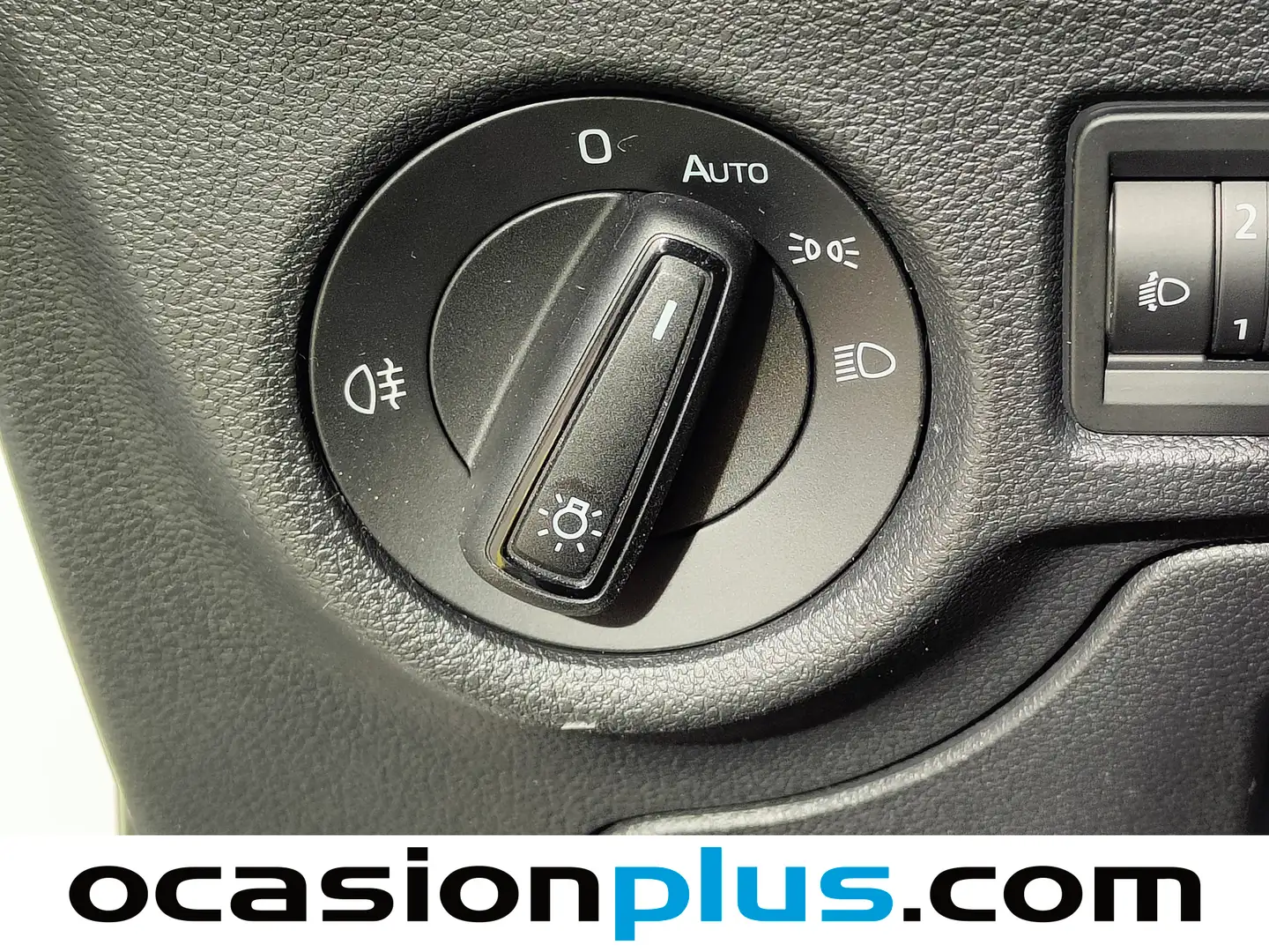 Foto Skoda Kamiq Skoda Kamiq 1.0 TSI Ambition DSG (110 CV)