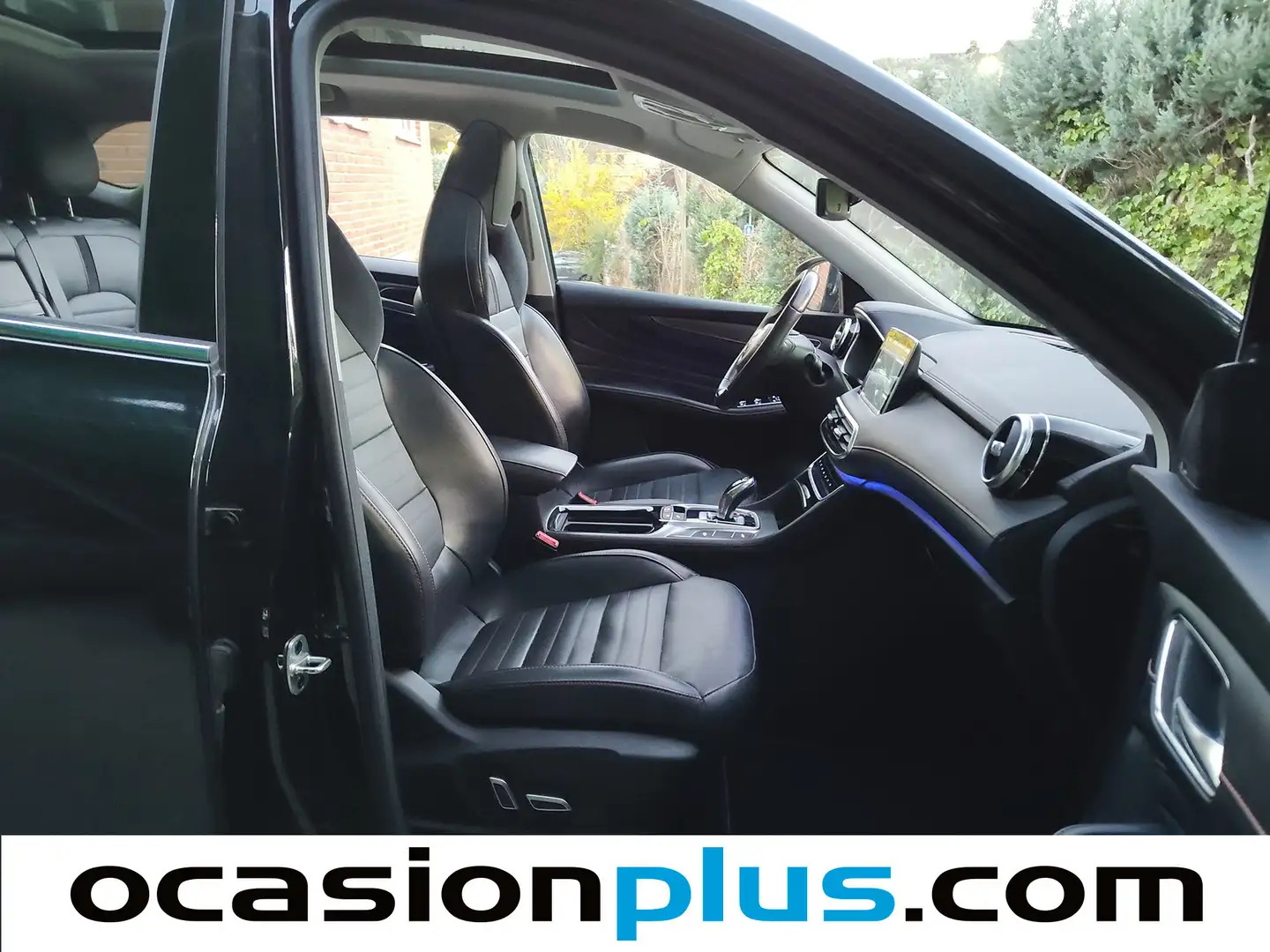 Foto MG eHS MG eHS 1.5 T-GDI PHEV Luxury (258 CV)