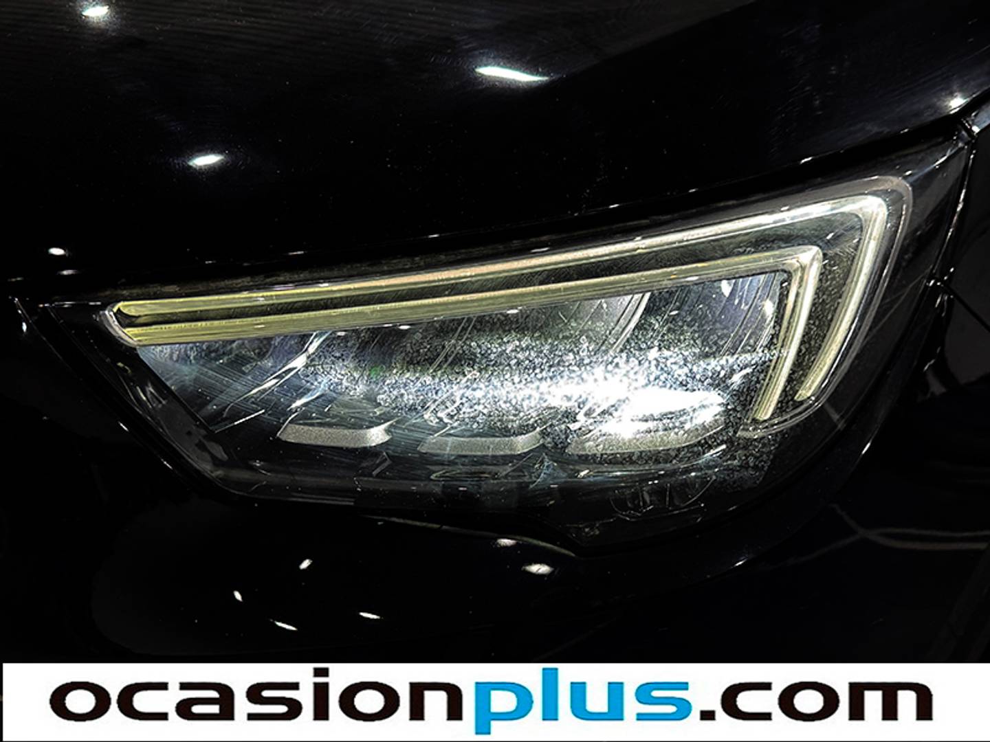 Foto Opel Crossland X Opel Crossland X 1.2 Innovation (130 CV)