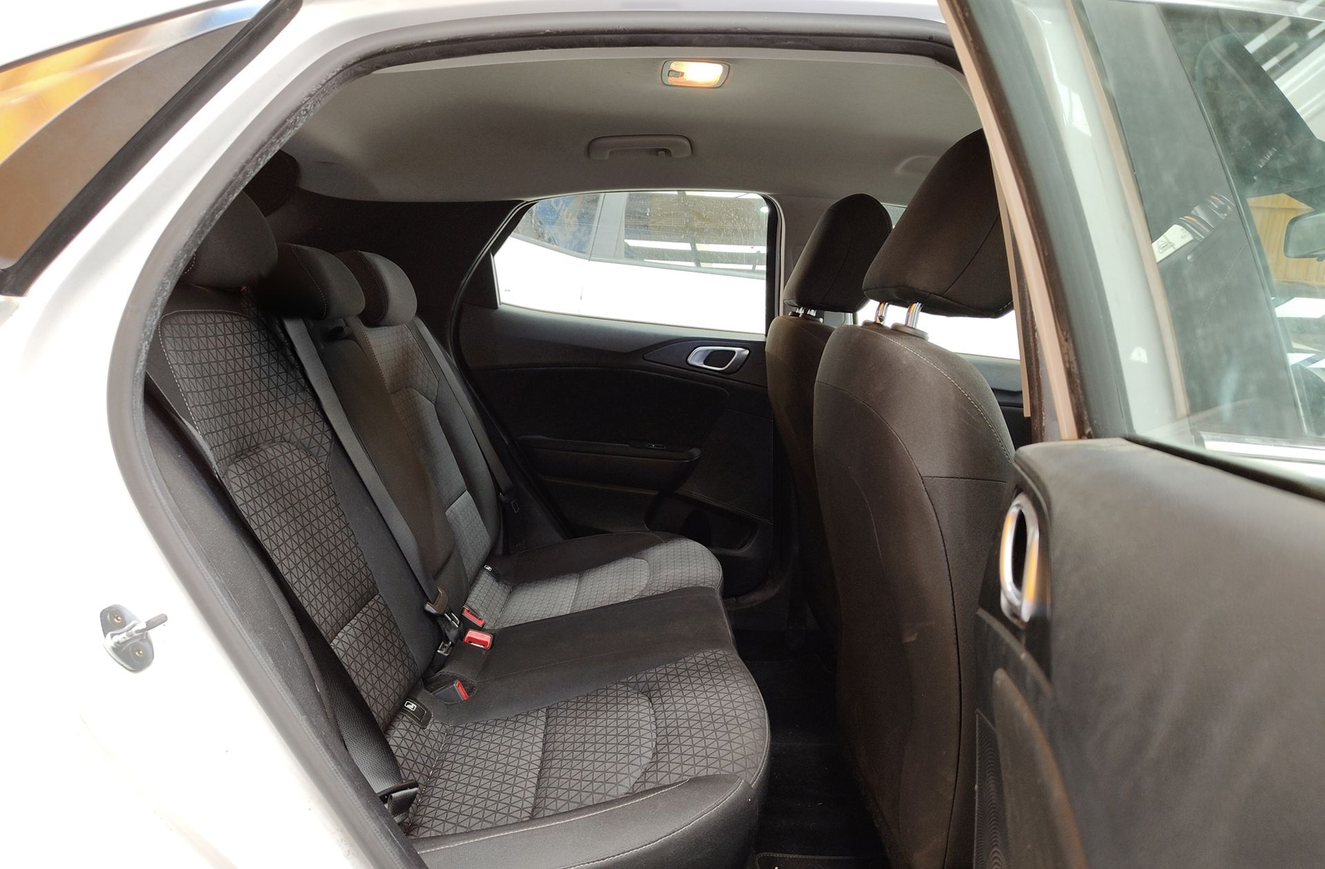 Kia XCeed 1.0 T-GDi Drive - foto 16