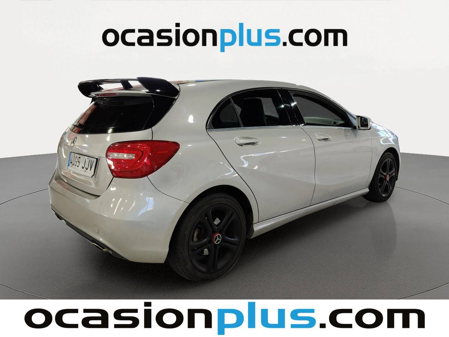 Foto trasera Mercedes Clase A Mercedes Clase A 180 d Urban (109 CV) derecha