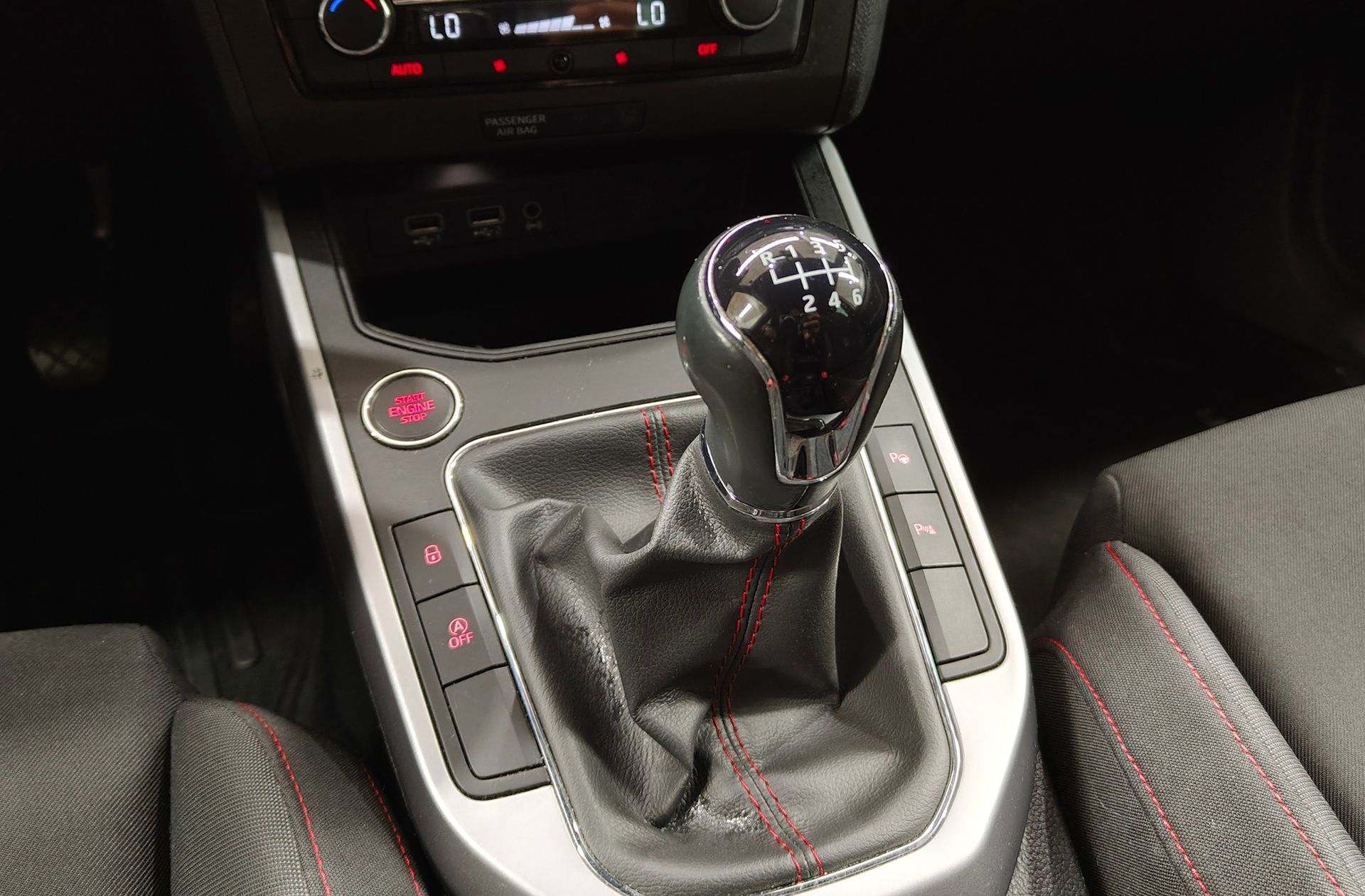 SEAT Arona 1.0 TGI GNC FR - foto 5