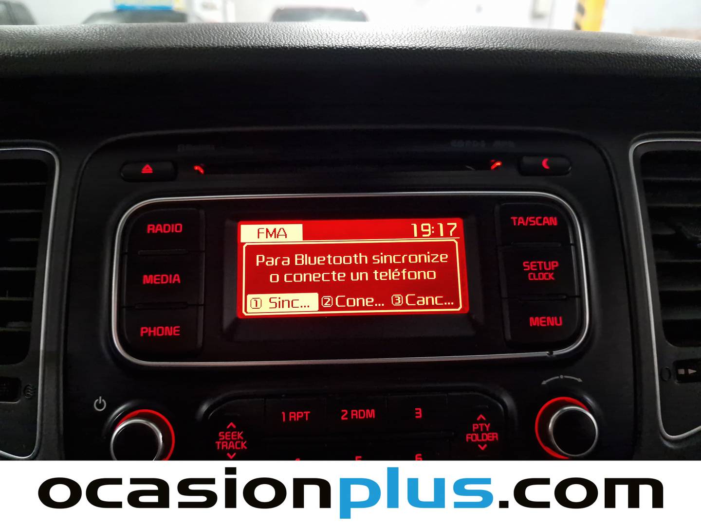 Paquetes del KIA Carens KIA Carens 1.7 CRDi VGT Concept Eco-Dynamics (115 CV) 7 Plazas