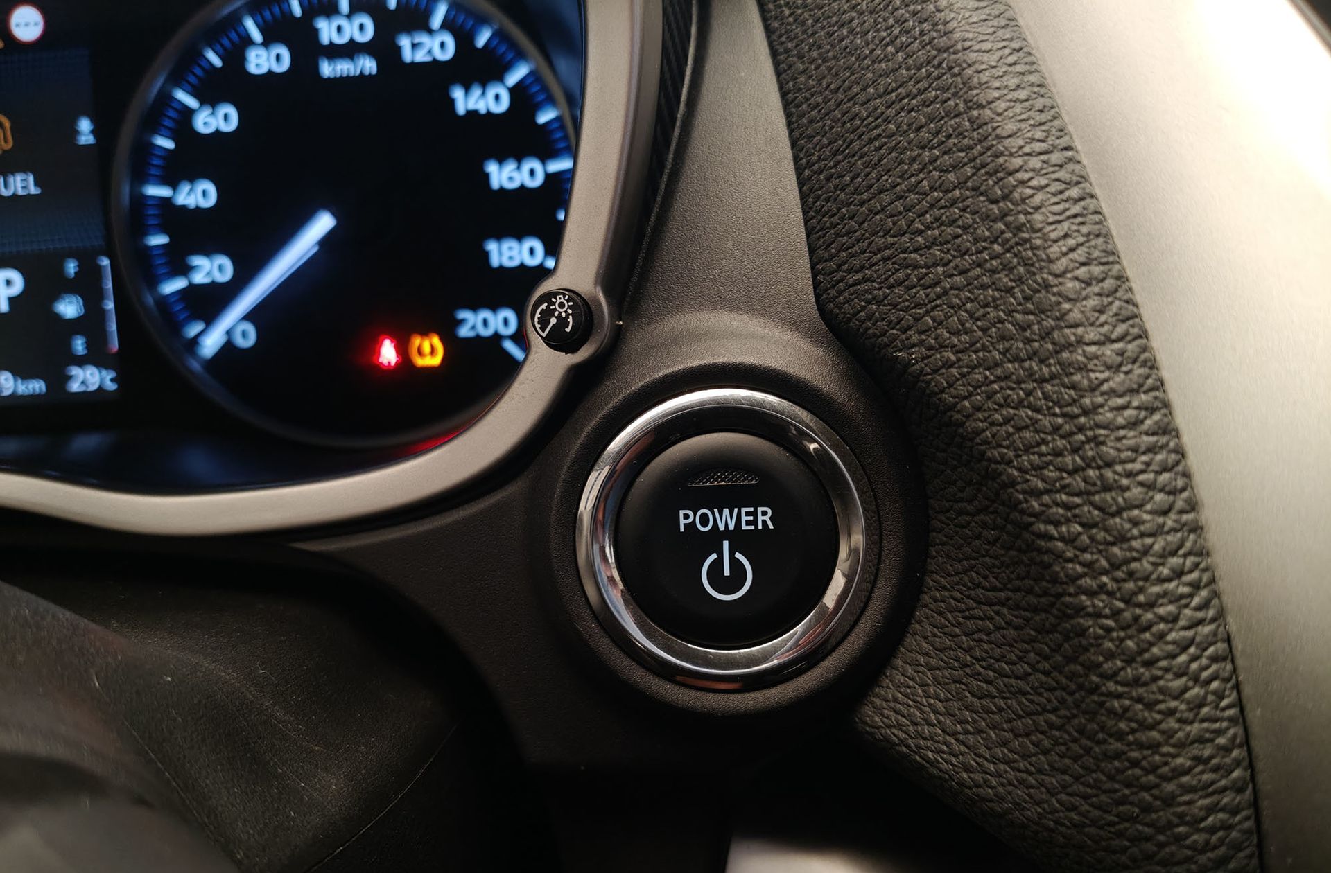 Mitsubishi Eclipse Cross 2.4 PHEV Kaiteki 4WD - foto 37