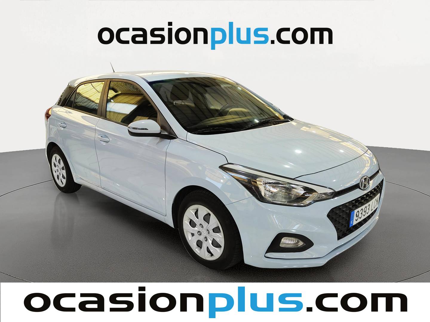Foto delantera Hyundai i20 Hyundai i20 1.2 MPI Essence LE (75 CV) derecha