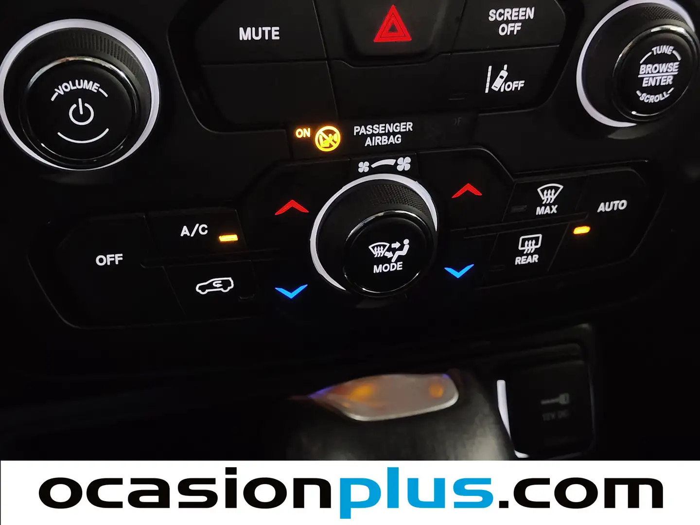 Foto Jeep Renegade Jeep Renegade eHybrid 1.5 Altitude DCT (130 CV)