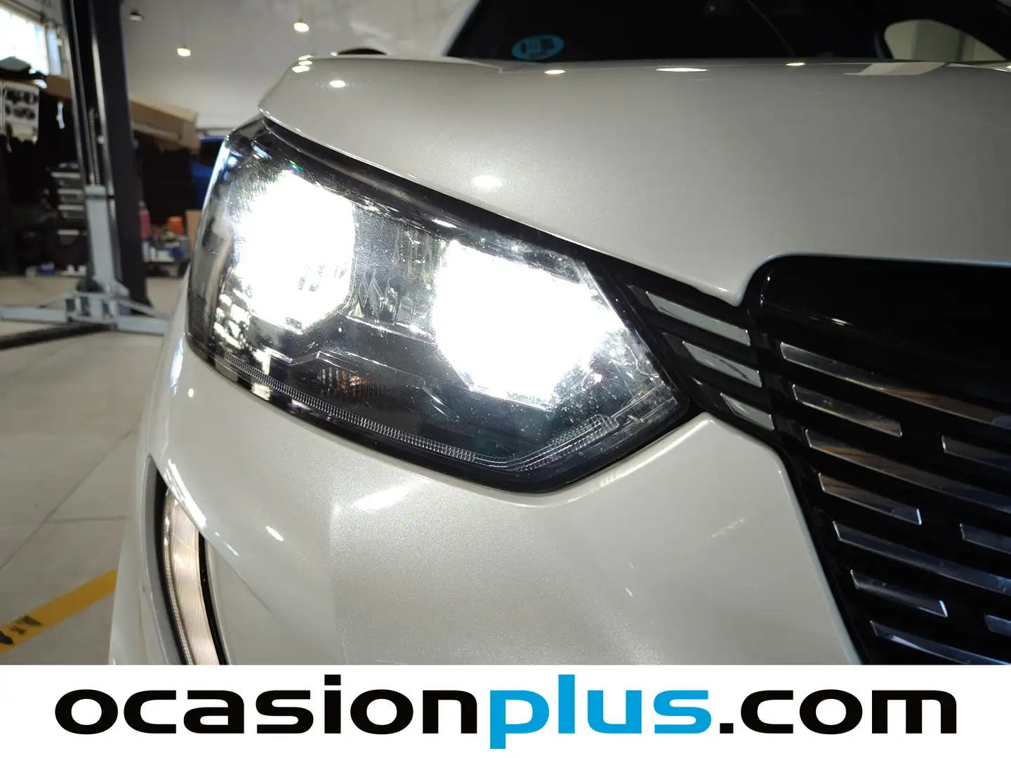 Foto Peugeot 2008 Peugeot 2008 PureTech 130 S&S Allure Pack (130 CV)