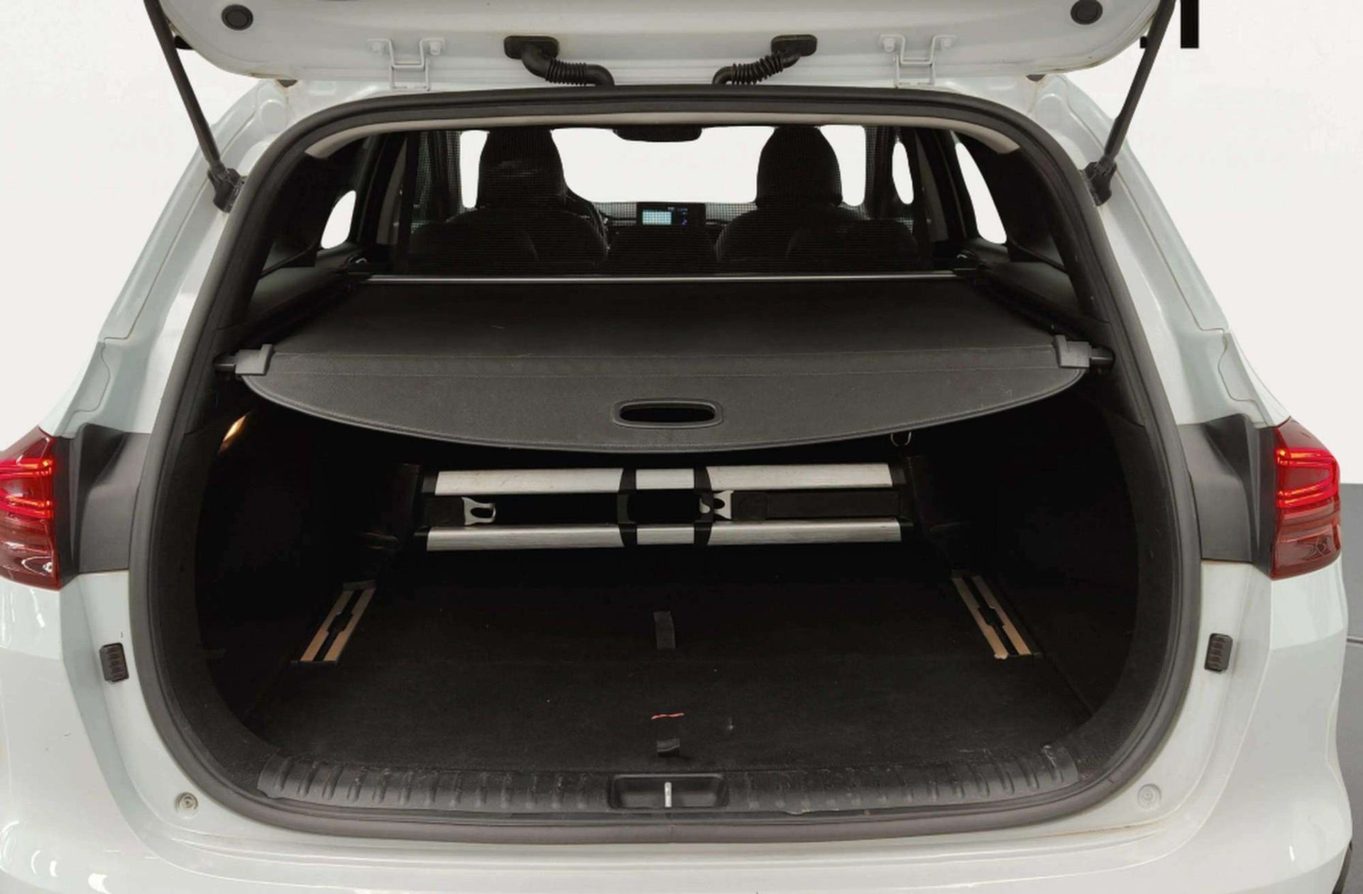 Kia Ceed 1.6 CRDi Tech - foto 19