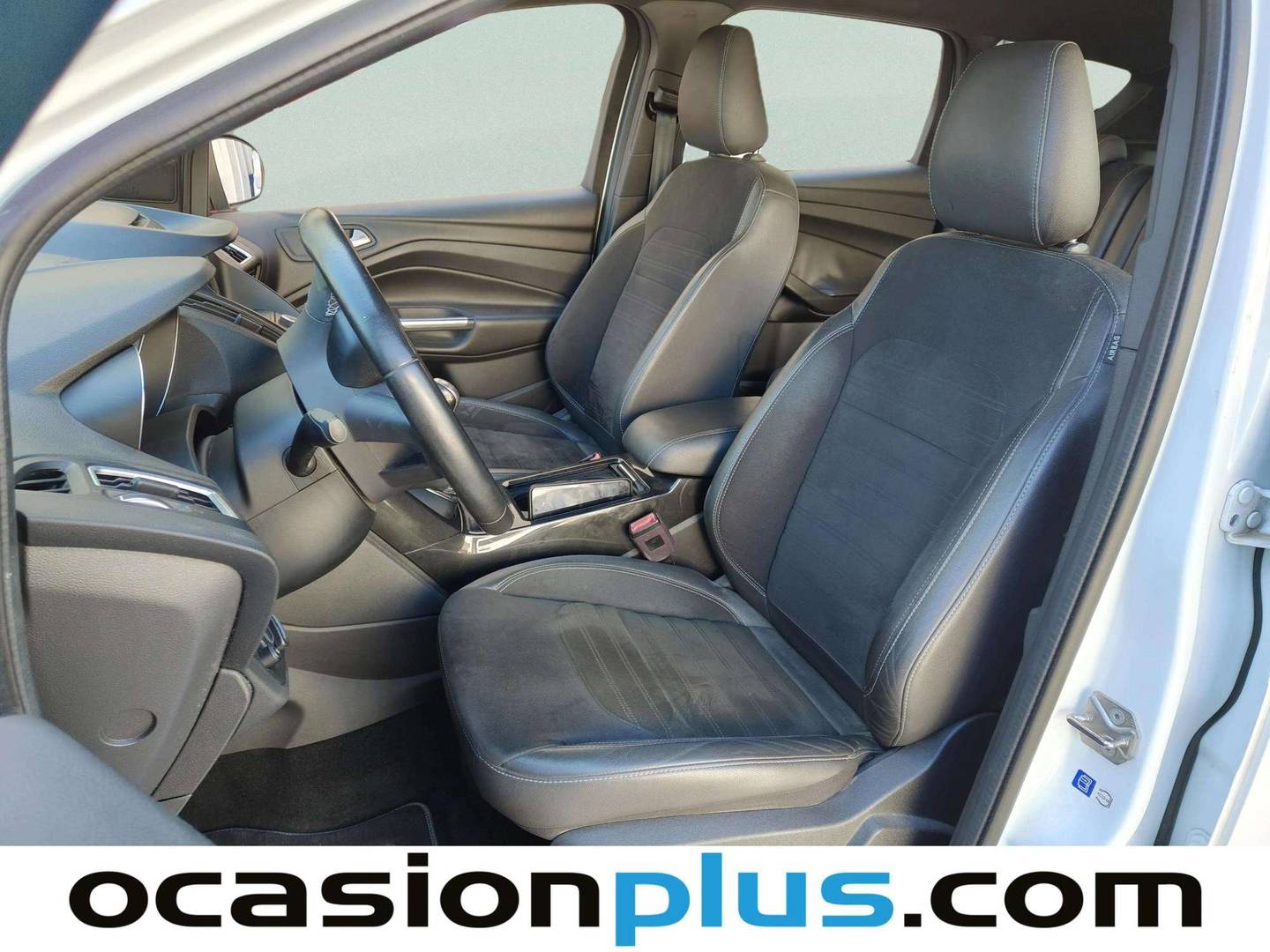 Foto asientos delanteros Ford Kuga Ford Kuga 2.0 TDCI S&S ST-Line 4x2 (150 CV)