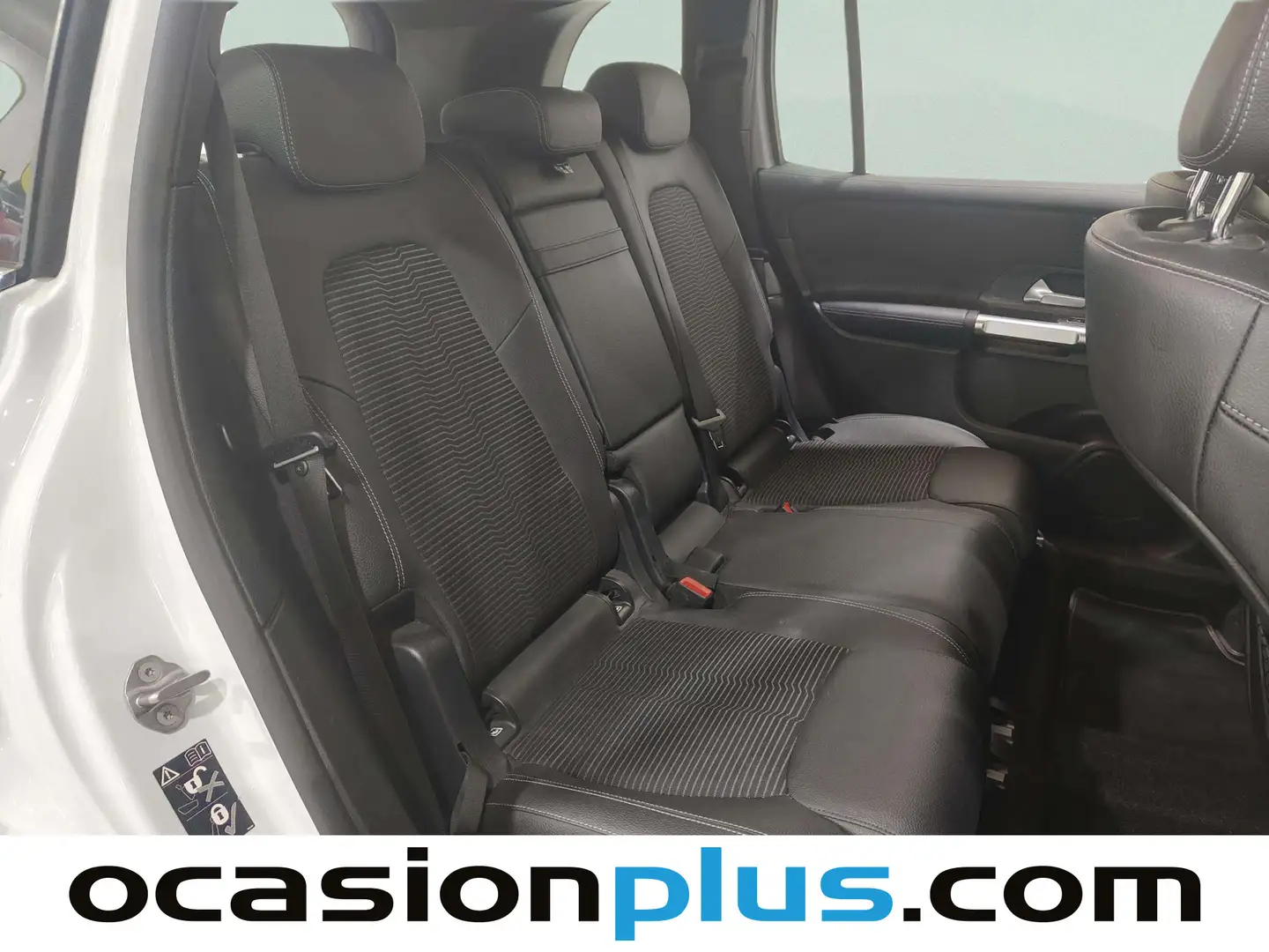 Foto Mercedes GLB Mercedes-Benz GLB GLB 220 D 4Matic (190 CV)