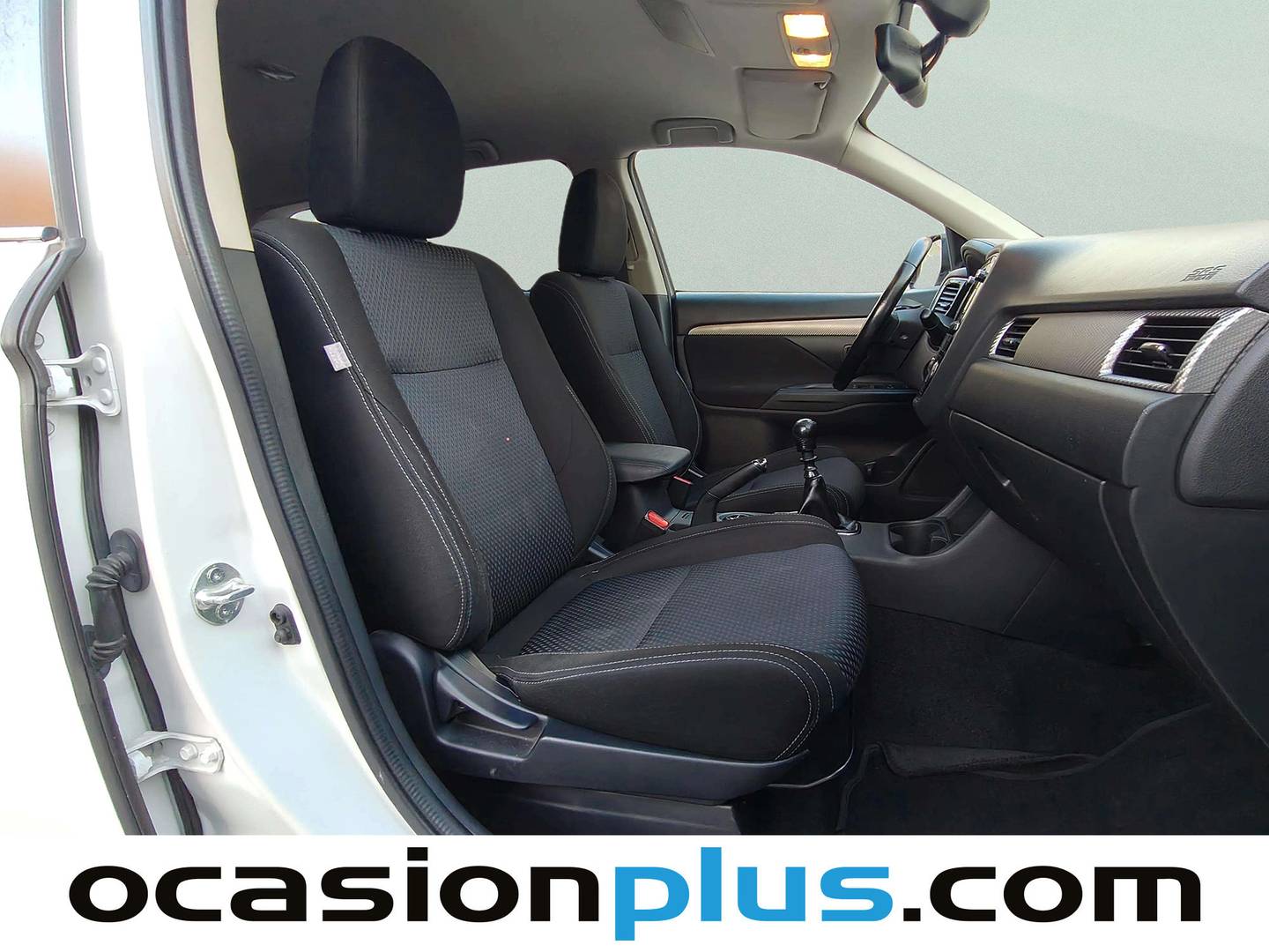 Mitsubishi Outlander Mitsubishi Outlander 220 DI-D Motion 2WD (150 CV) 7 Plazas al mejor precio