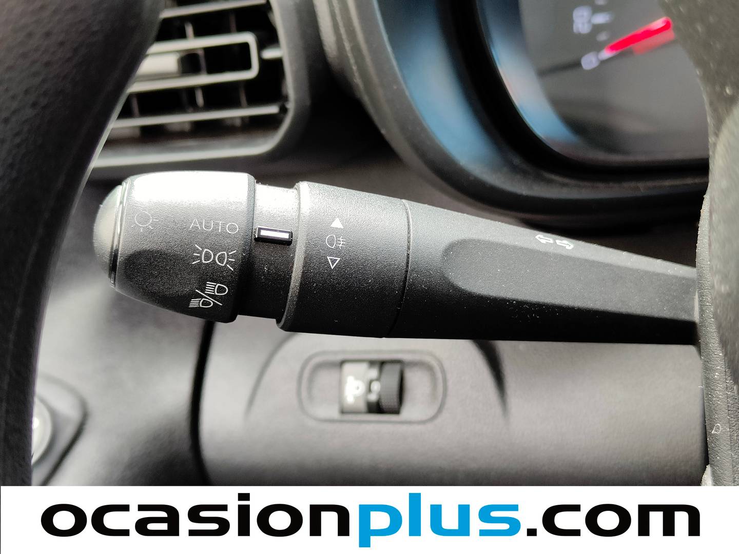 Extras y acabados del Toyota Proace City Toyota Proace City Furgon 1.5D GX 650kg (102 CV)