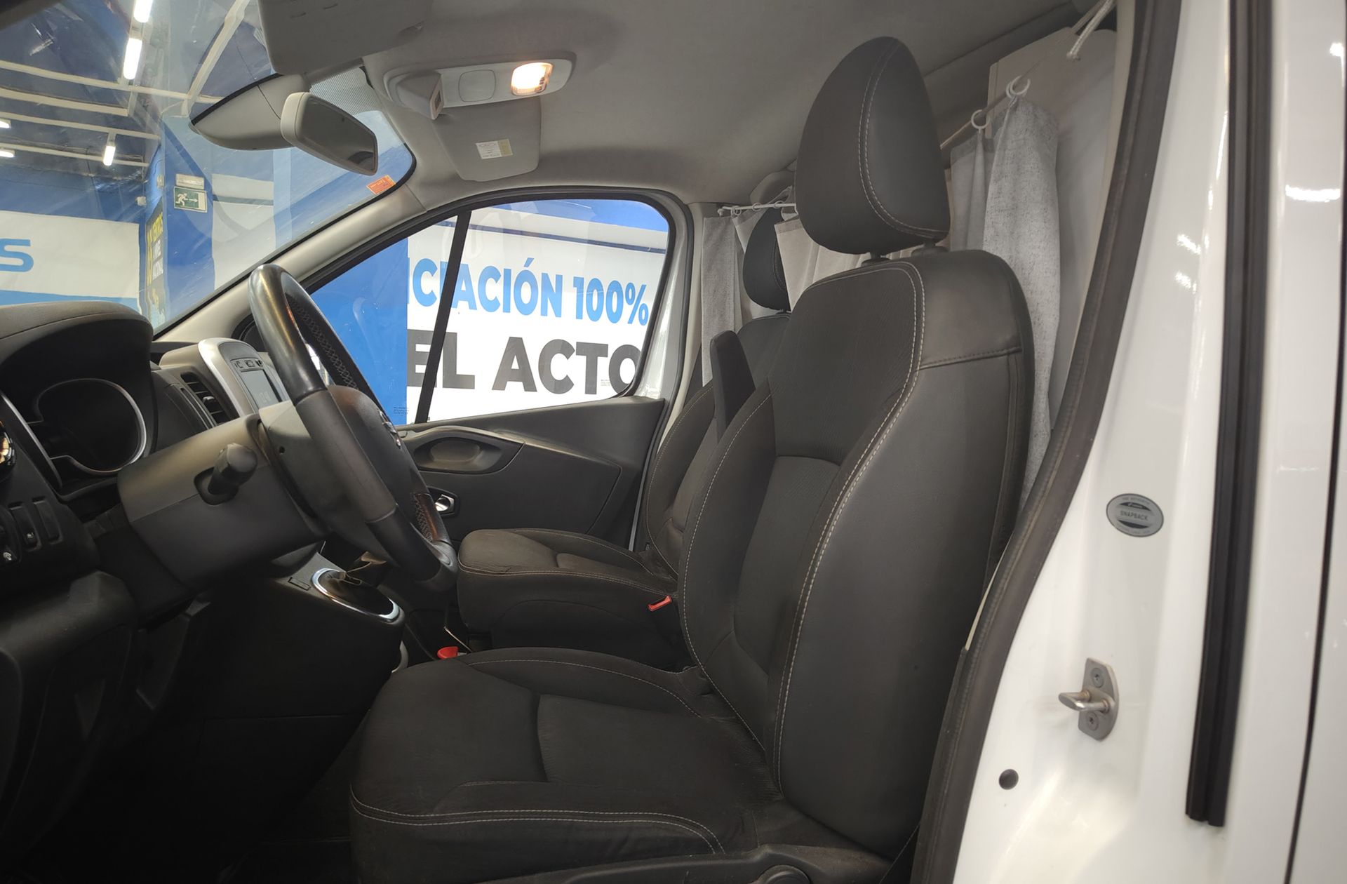 Nissan NV300 Combi 2.0 dCi L1H1 1T Premium Camperizada 2 plazas - foto 18