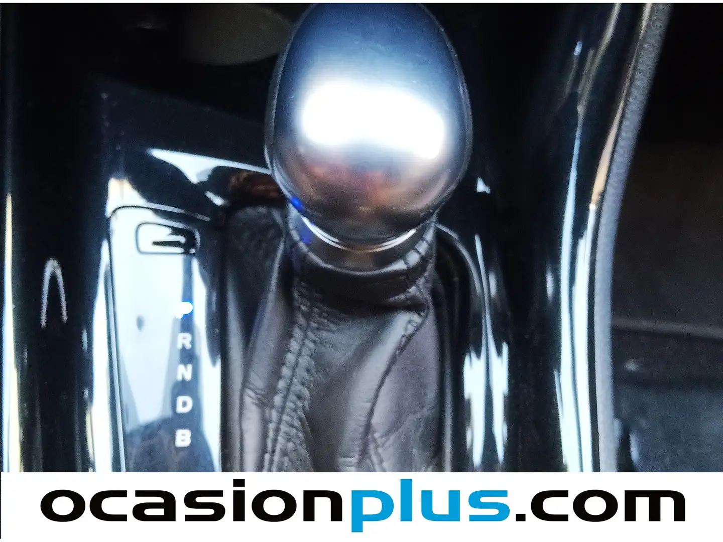 Foto Toyota C-HR Toyota C-HR 1.8 125H Dynamic Plus (122 CV)