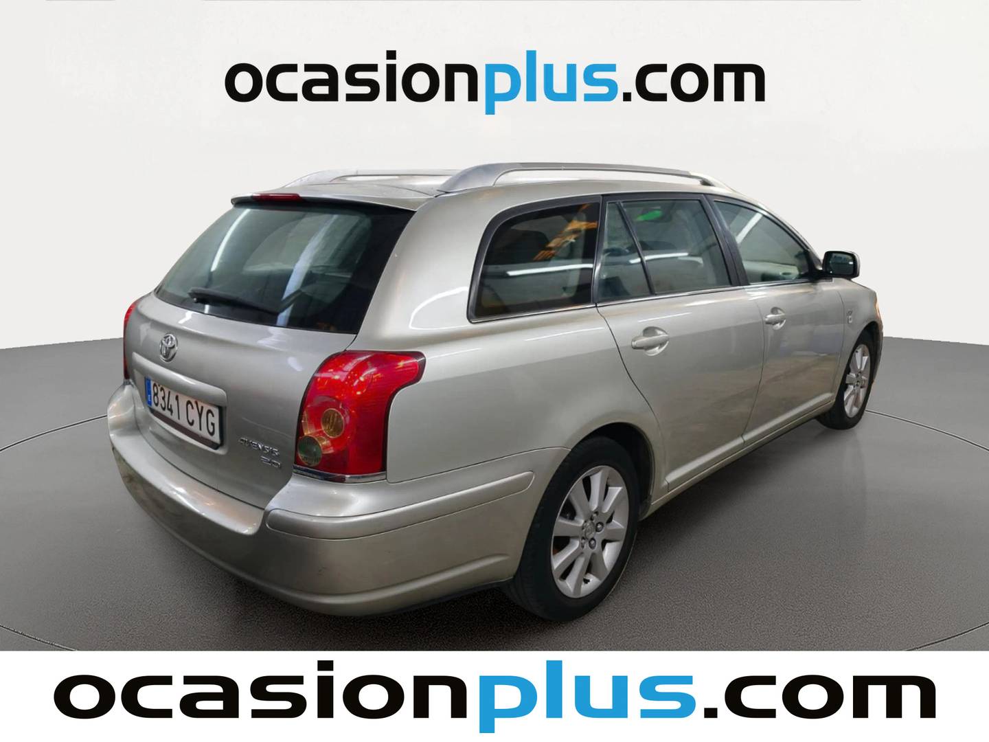 Foto trasera Toyota Avensis Toyota Avensis 2.0 D-4D Wagon Sol (116 CV) derecha
