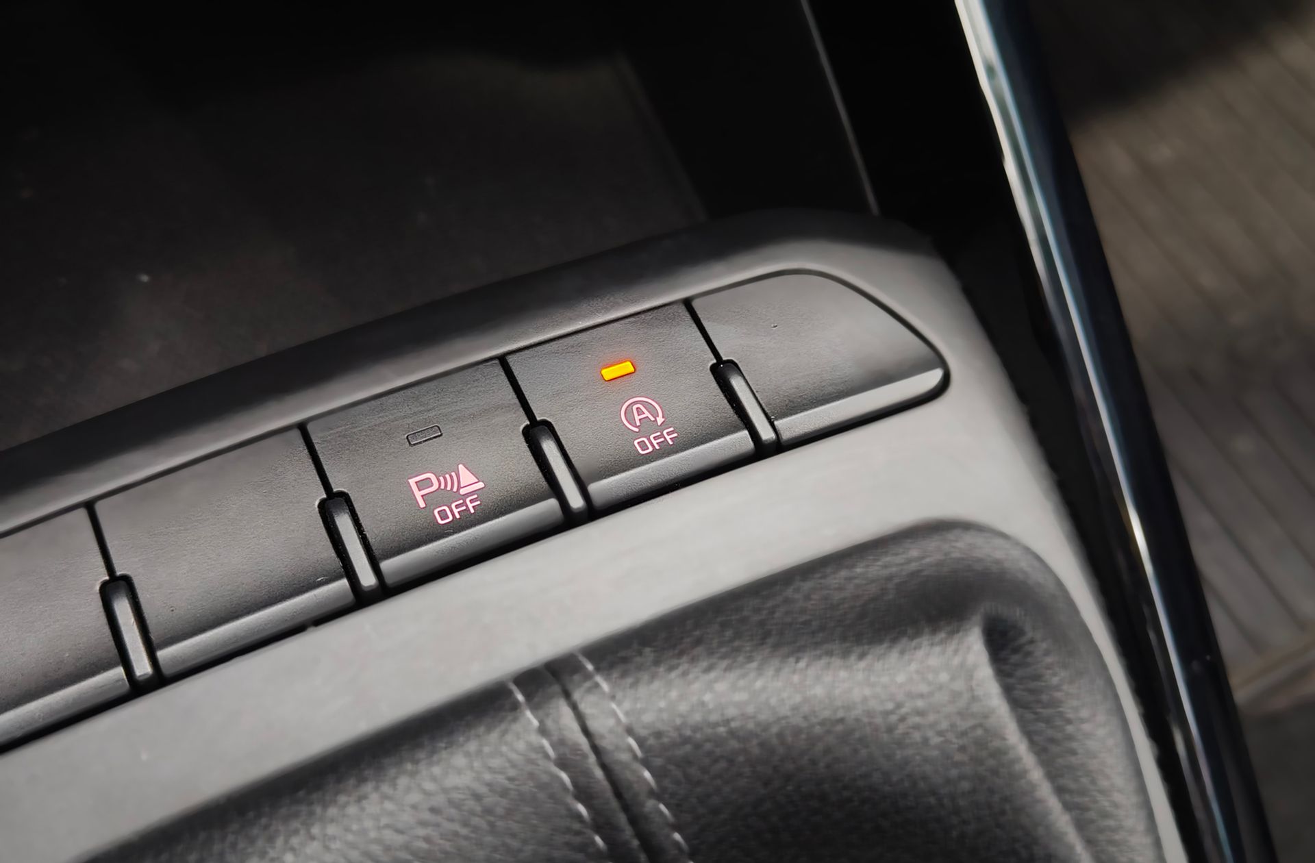 Kia Stonic 1.0 T-GDi Drive - foto 30