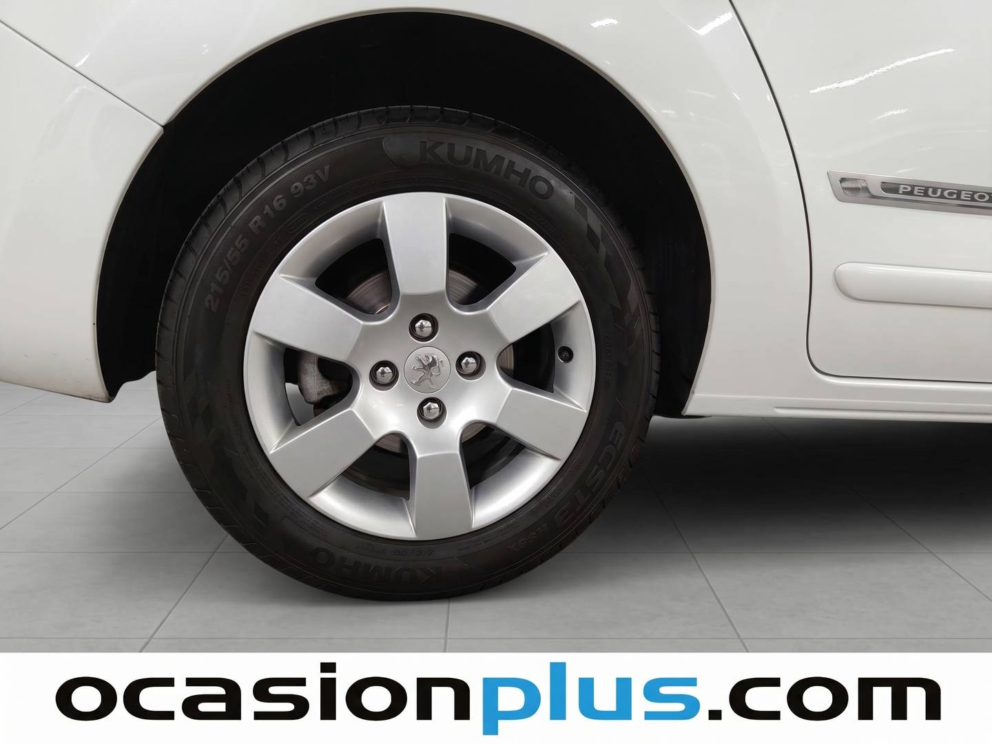 Extras del Peugeot 5008 Peugeot 5008 1.6 HDI Premium CMP (112 CV) 7 Plazas