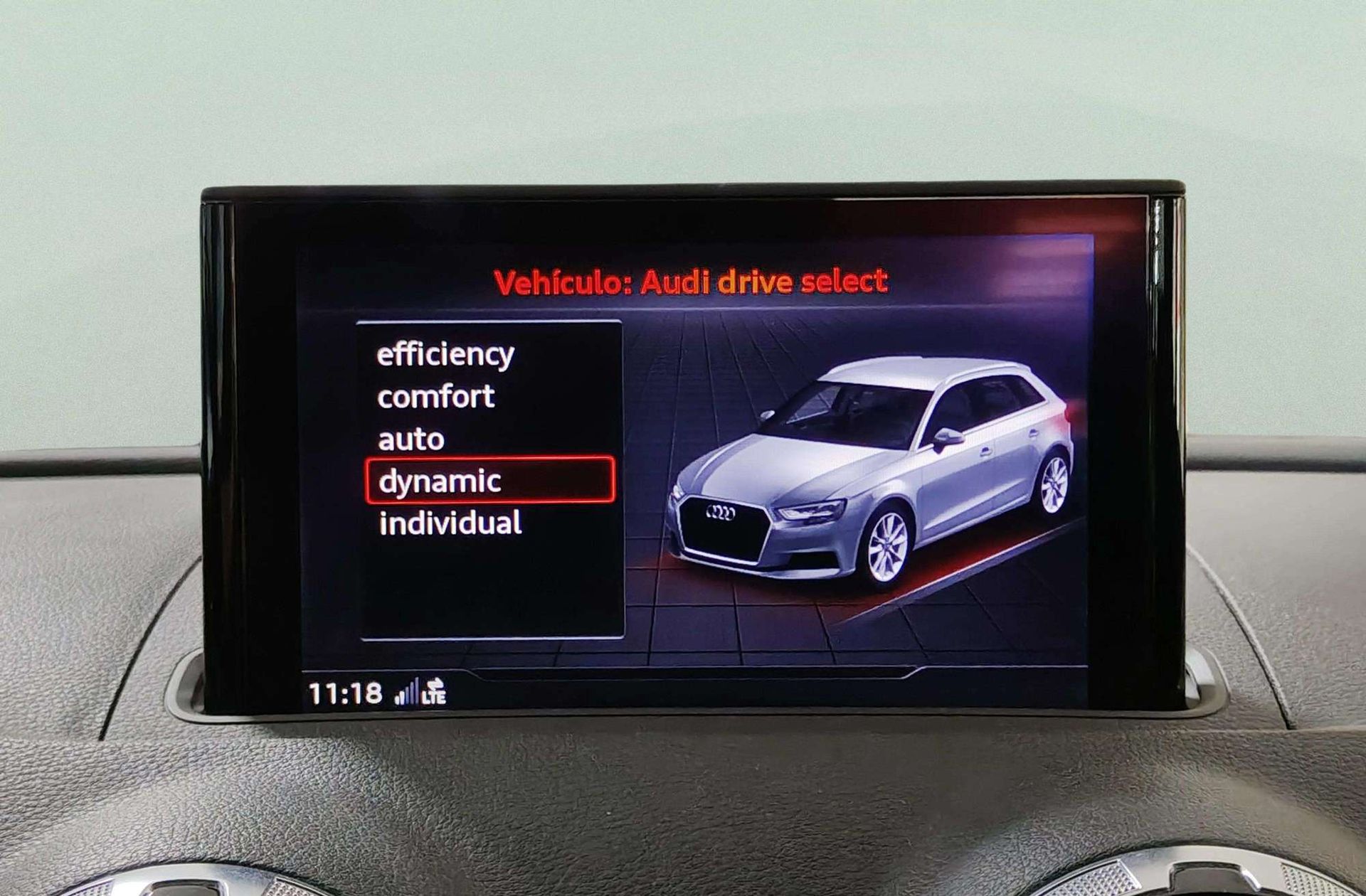 Audi A3 Sportback S line 35 TFSI - foto 11