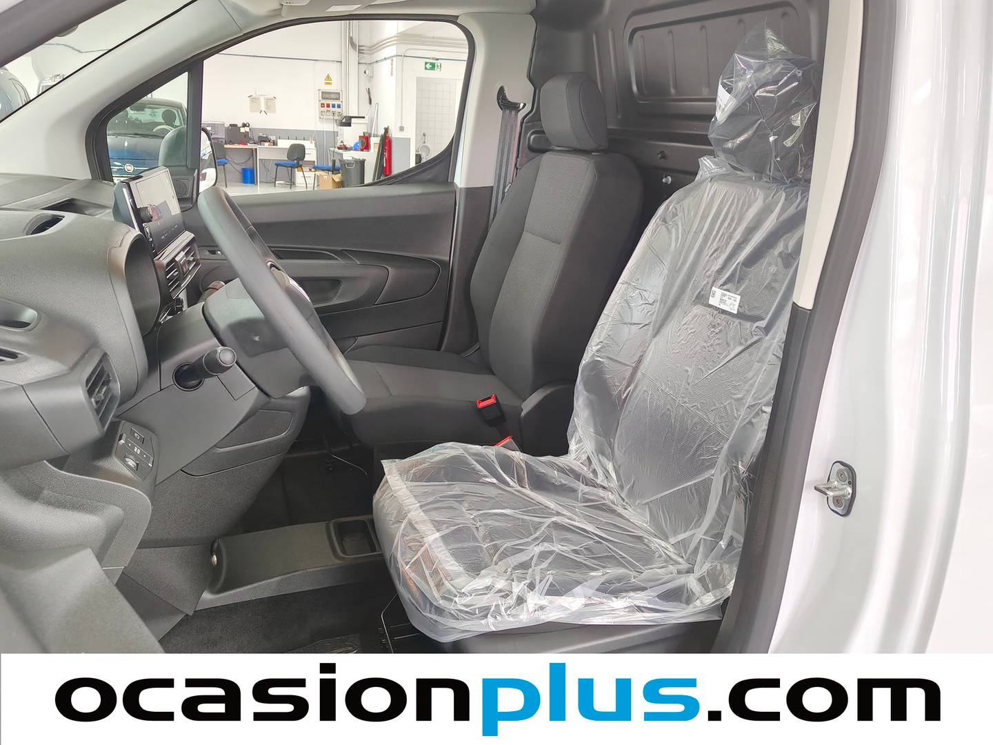 Foto asientos delanteros Fiat Doblò Fiat Dobló Furgón BlueHDi 100 M (100 CV)