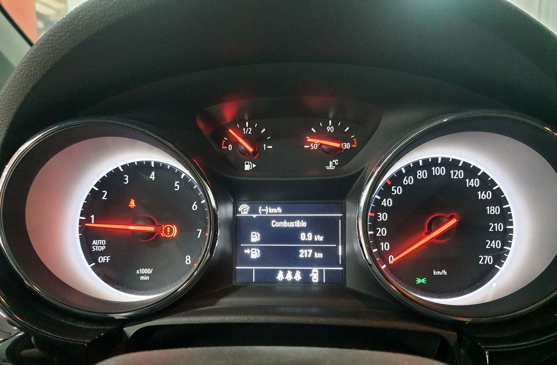 Opel Astra Sports Tourer 1.4 Turbo Dynamic - foto 24