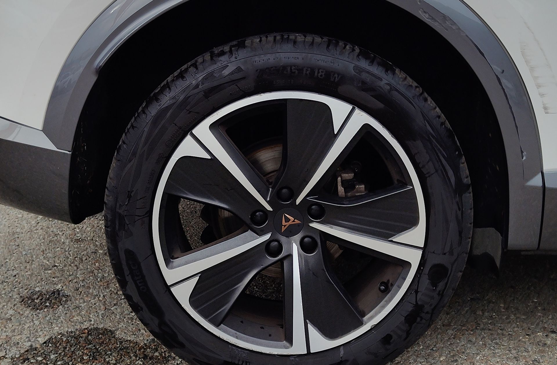 Cupra Formentor 1.5 TSI - foto 40