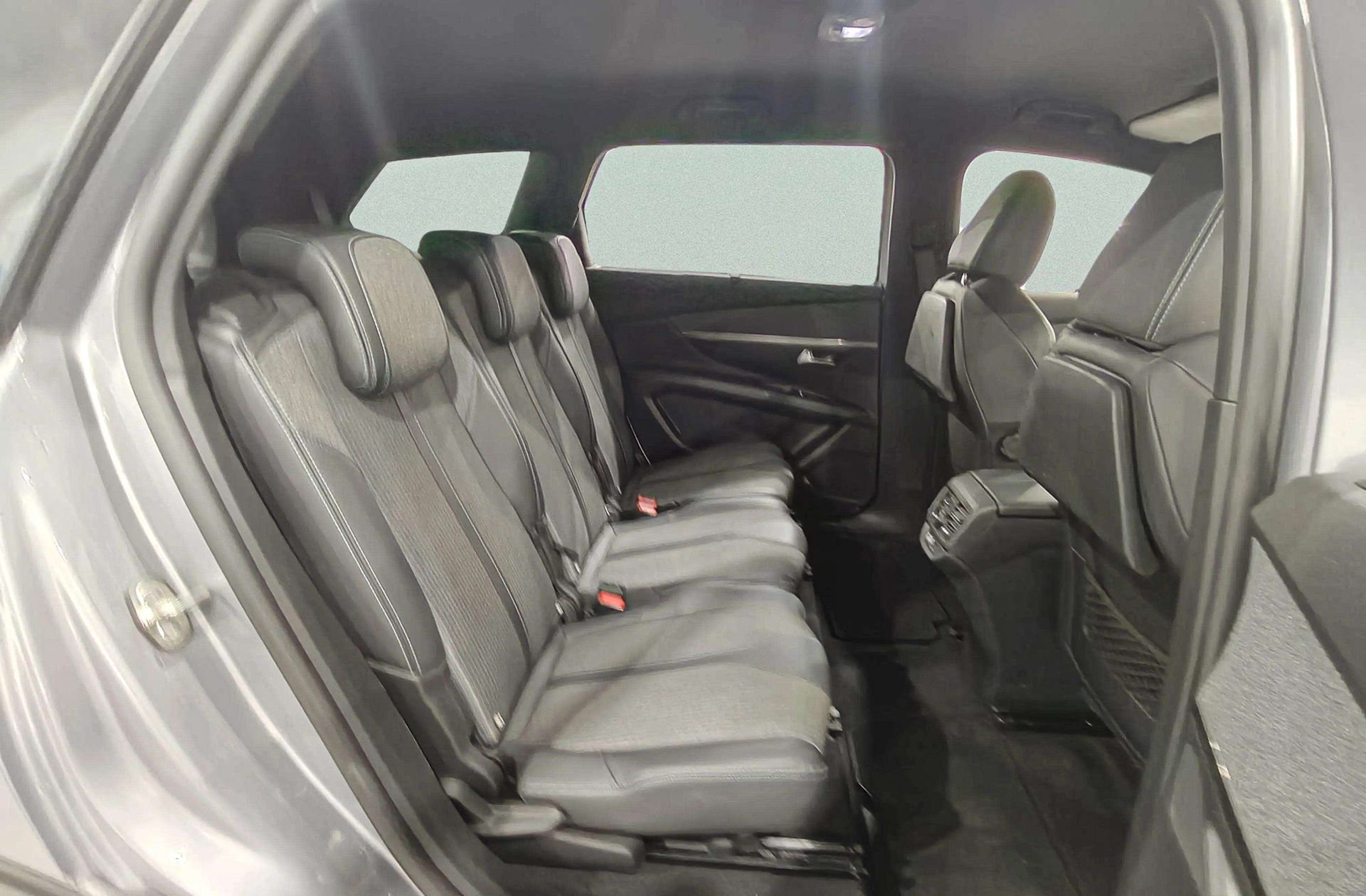 Peugeot 5008 PureTech 130 Allure Pack EAT8 7 plazas - foto 20