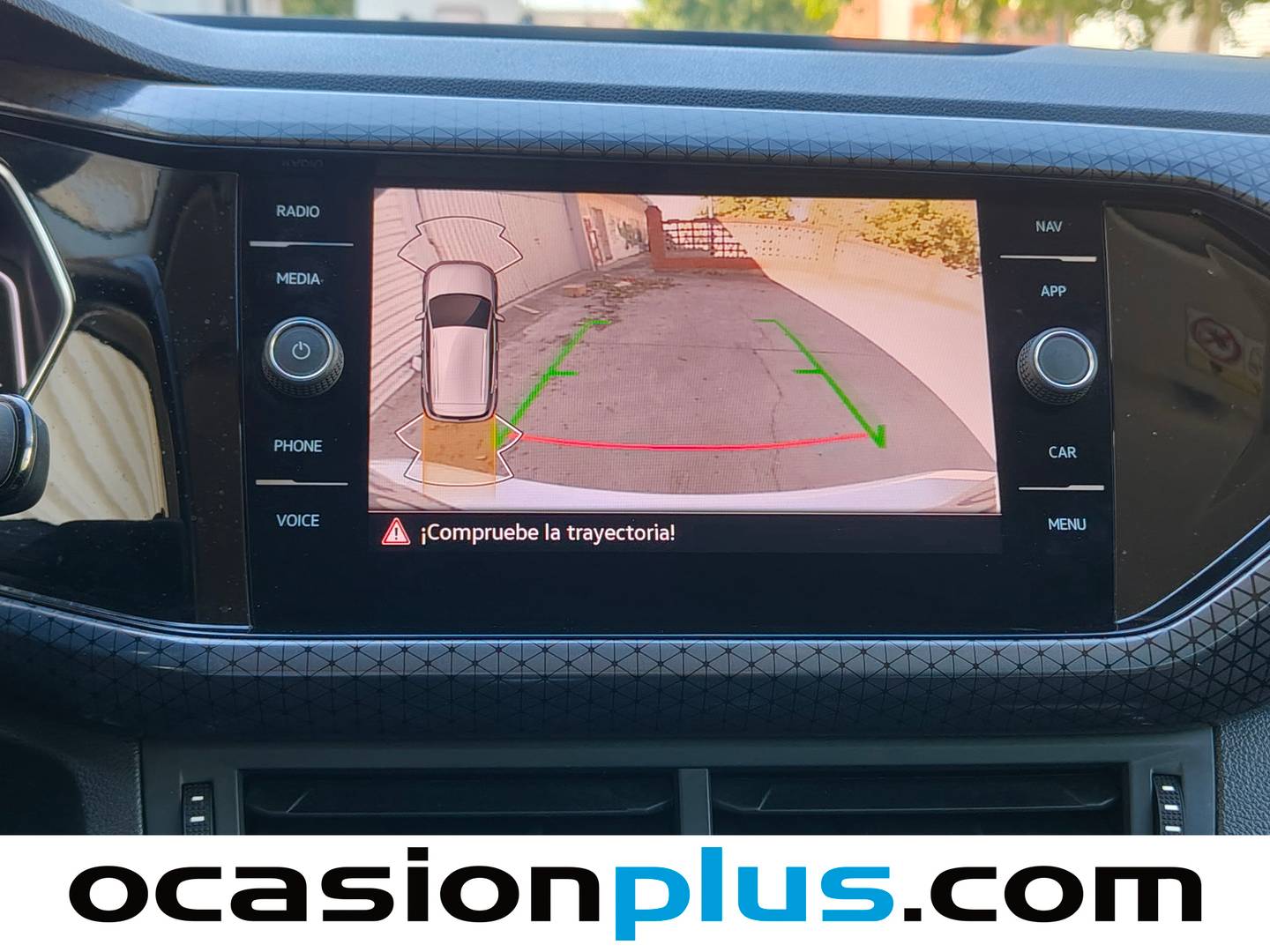 Equipamiento del Volkswagen T-Cross Volkswagen T-Cross Sport 1.0 TSI (110 CV) Pack R-Line