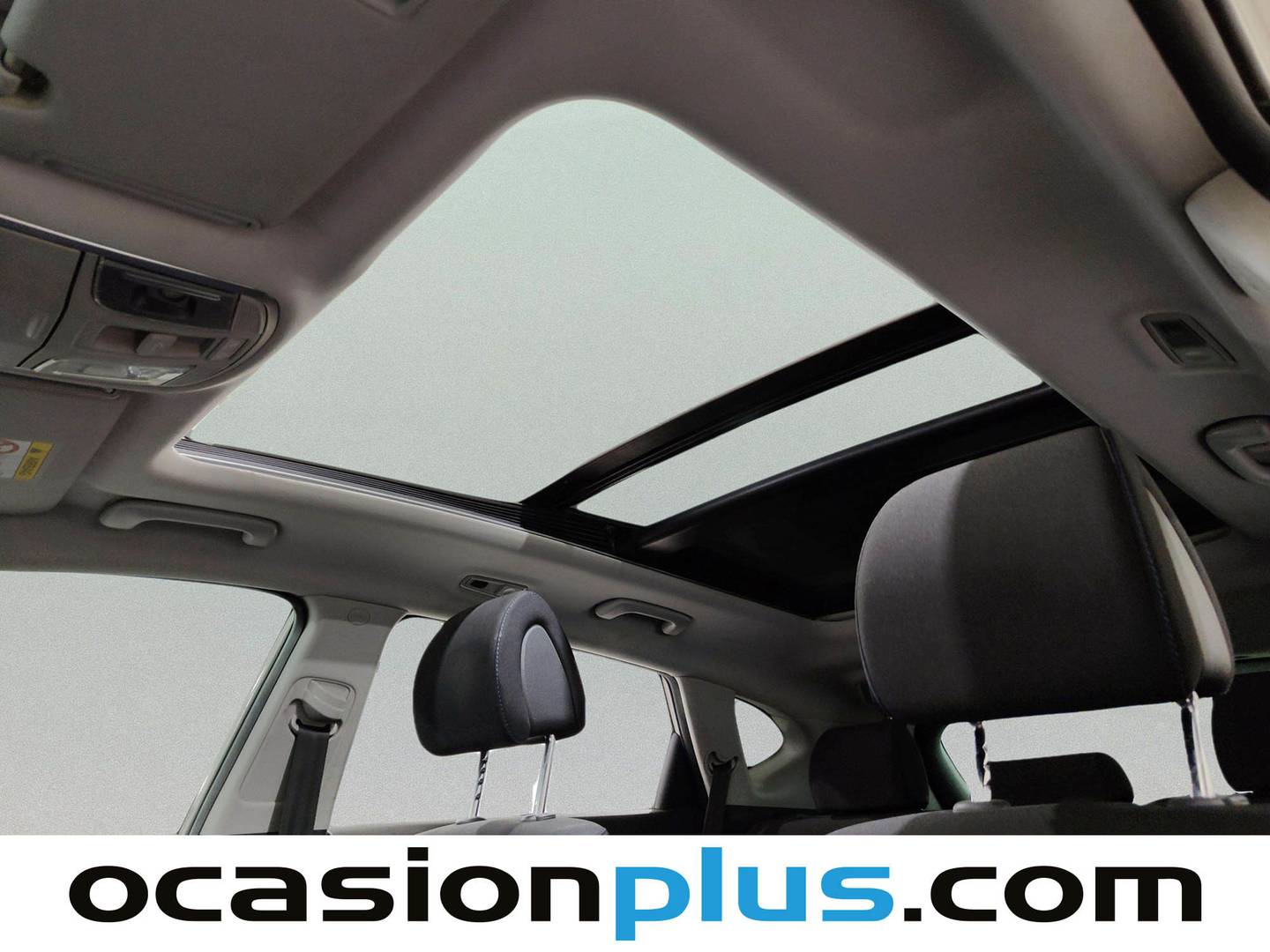 Extras y acabados del Hyundai Tucson Hyundai Tucson 1.7 CRDI BlueDrive Tecno Sky 4x2 (115 CV)