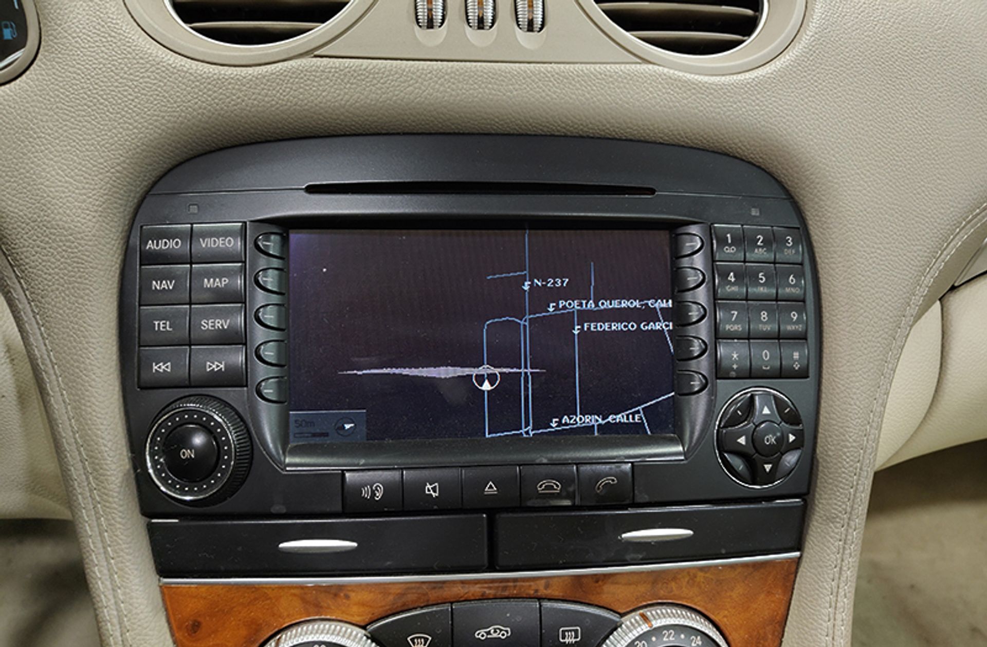Mercedes-Benz SL 500 - foto 10