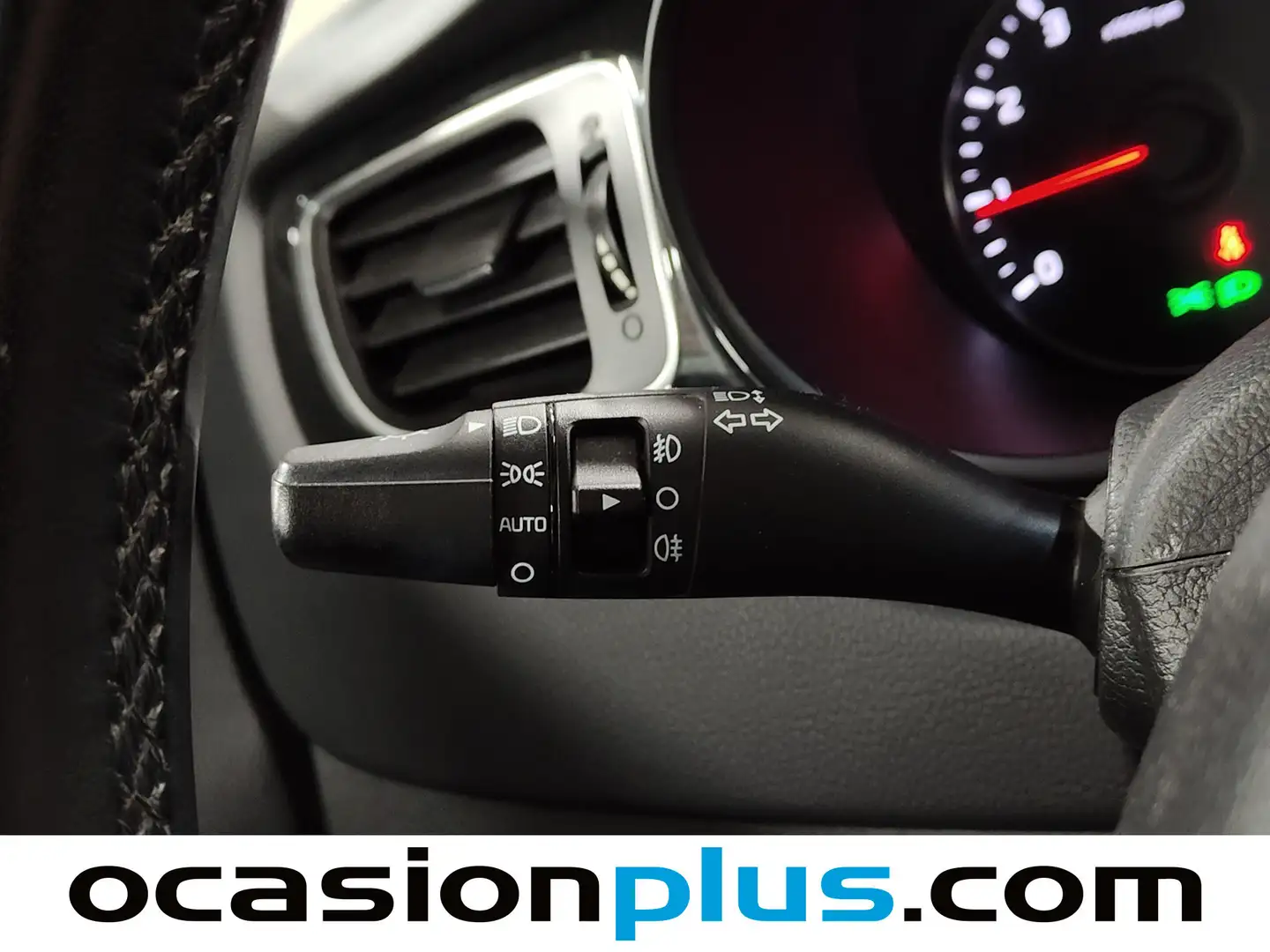 Foto KIA Carens Kia Carens 1.6 GDi UEFA Euro 2016 Eco-Dynamics (135 CV)