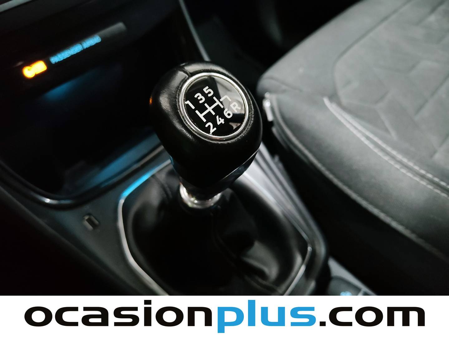 Ford Puma Ford Puma 1.0 EcoBoost MHEV Titanium Design (125 CV) de segunda mano