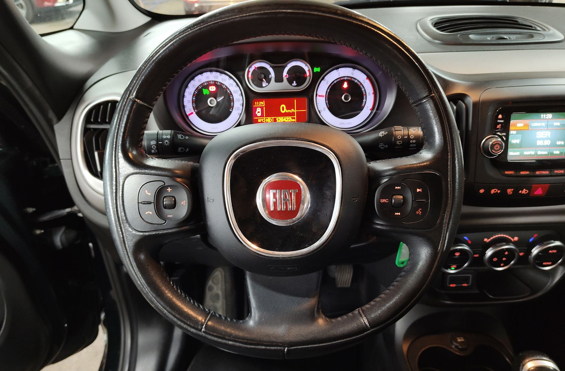 Fiat 500L 1.6 16v MultiJet II Living Lounge 7 plazas - foto 20