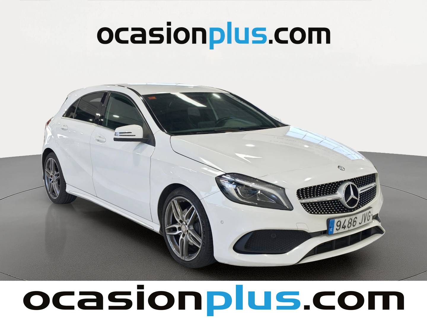 Foto delantera Mercedes Clase A Mercedes Clase A 200 d AMG Line (136 CV) derecha