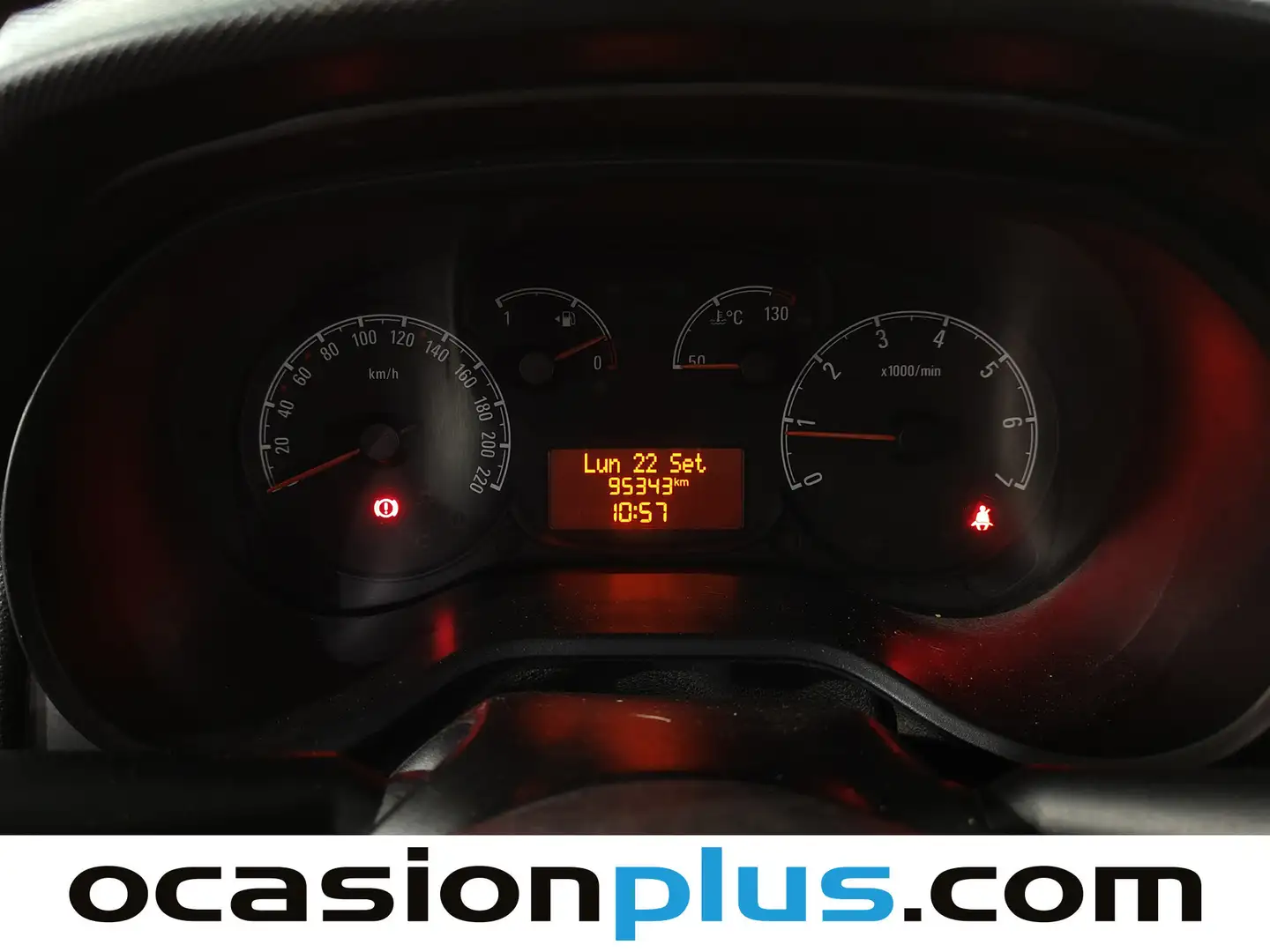 Foto Opel Combo Opel Combo Tour 1.6 CDTI Expression L1 H1 (105 CV)