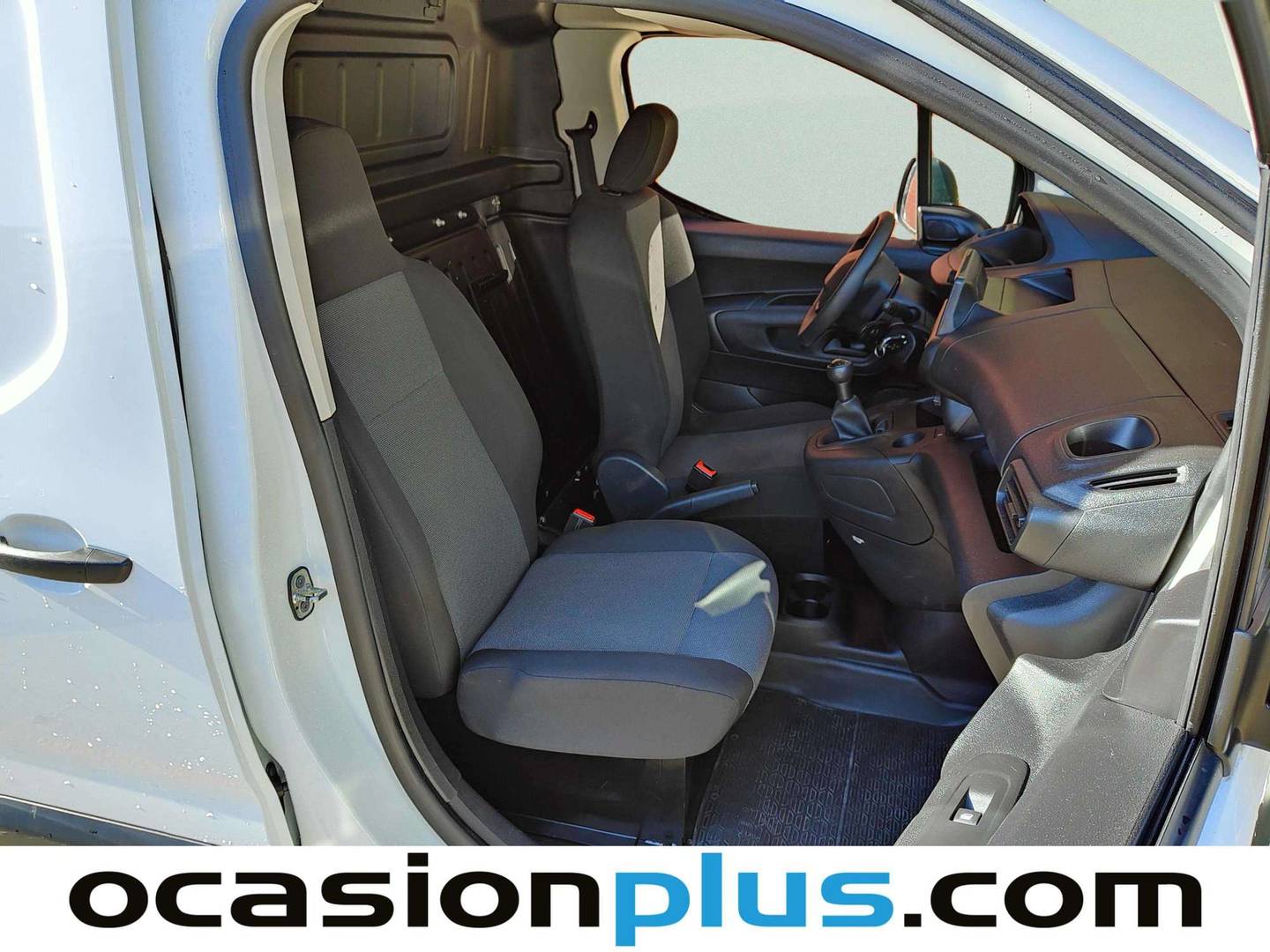 Foto Peugeot Partner Peugeot Partner Furgon BlueHDi 100 Pro Standard 600kg (98 CV)