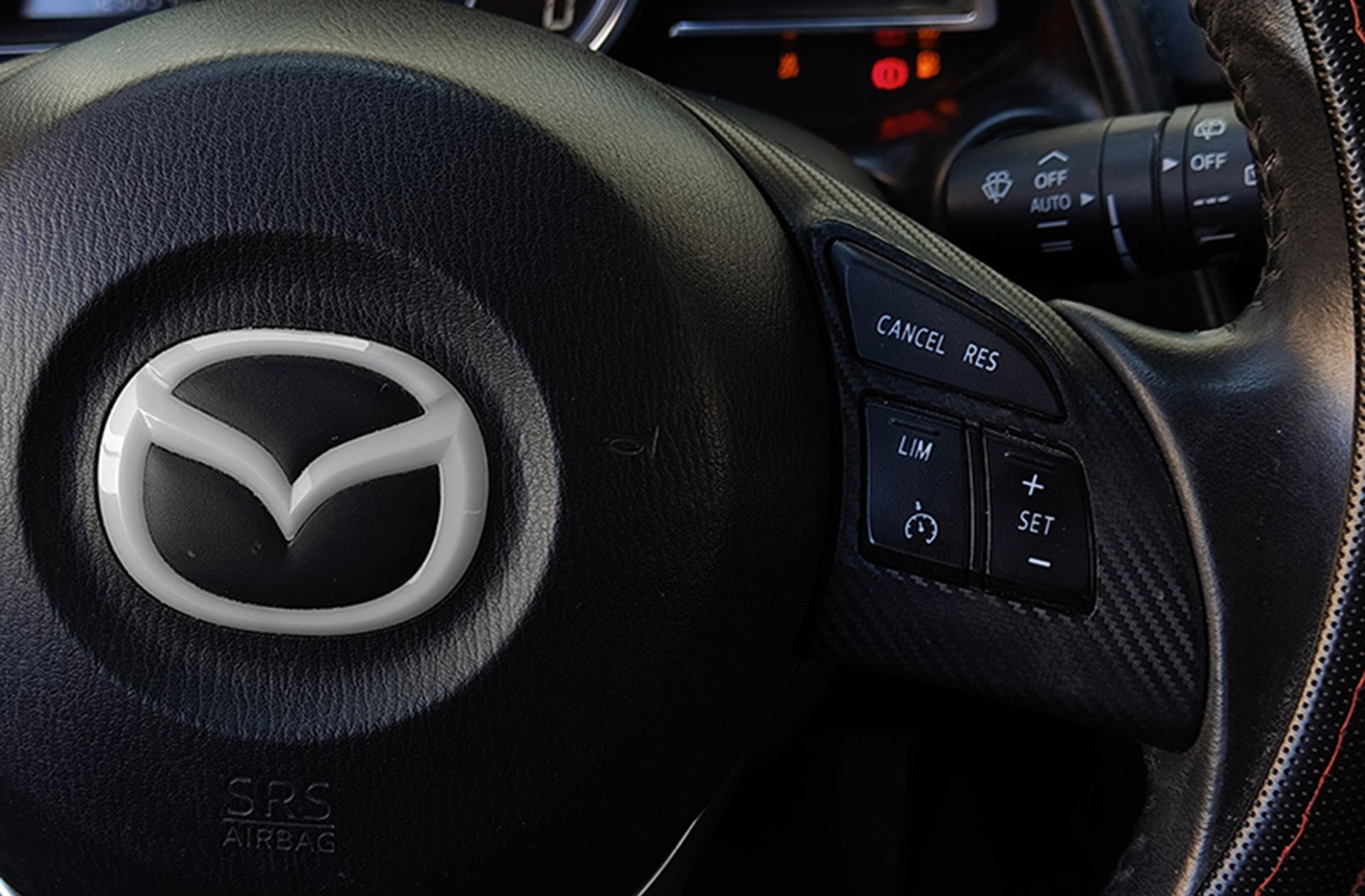 Mazda CX-3 1.5 DE Skyactiv Luxury 2WD - foto 27