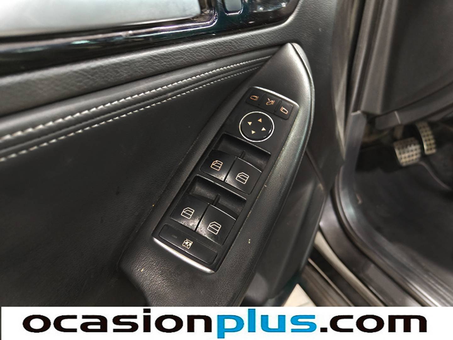 Foto Infiniti Q30 Infiniti Q30 2.2D Sport 7DCT  (170 CV)