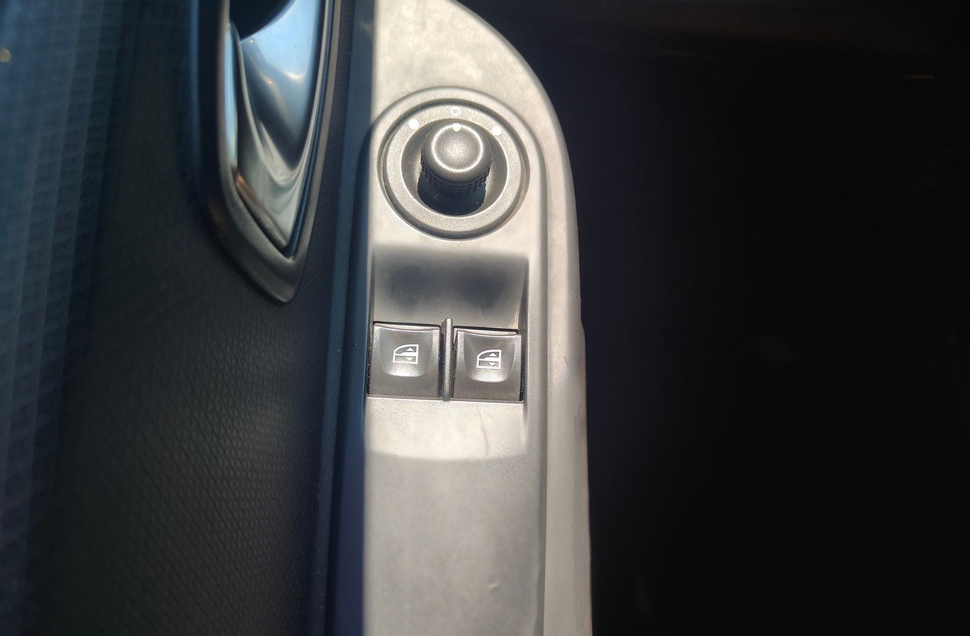Renault Clio Limited 1.2 - foto 29