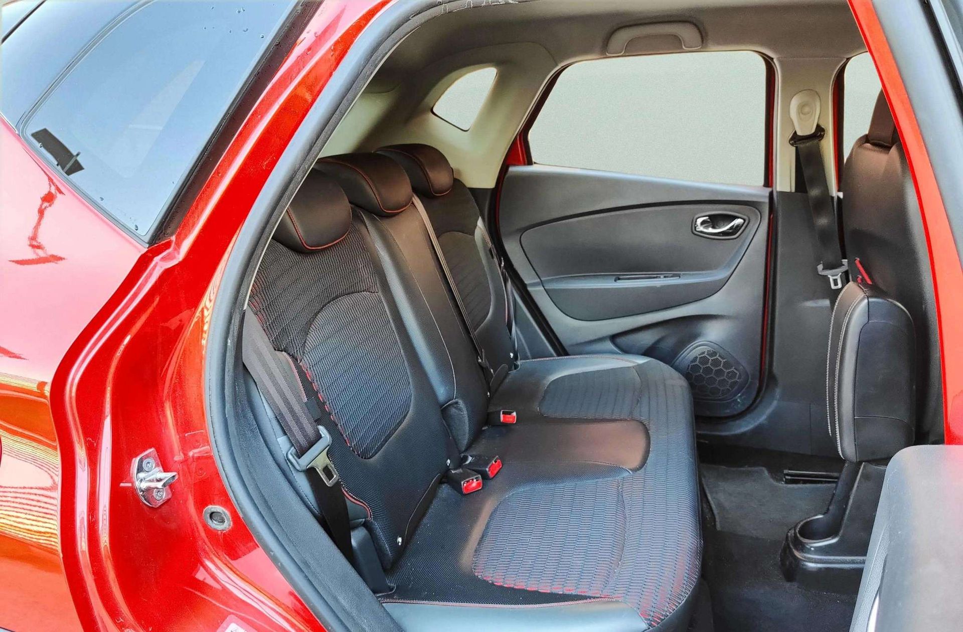 Renault Captur 1.5 dCi Energy Xmod EDC - foto 18