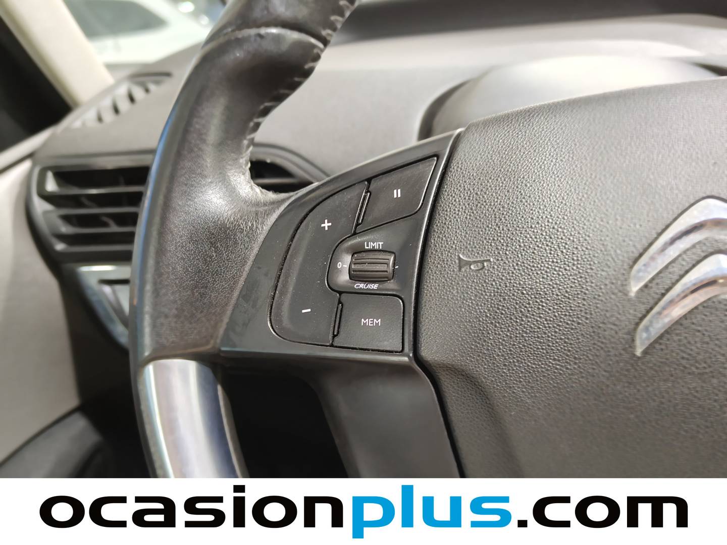 Acabados Citroën C4 Spacetourer Citroën C4 Spacetourer Spacetourer BlueHDi 130 S&S Live (130 CV)