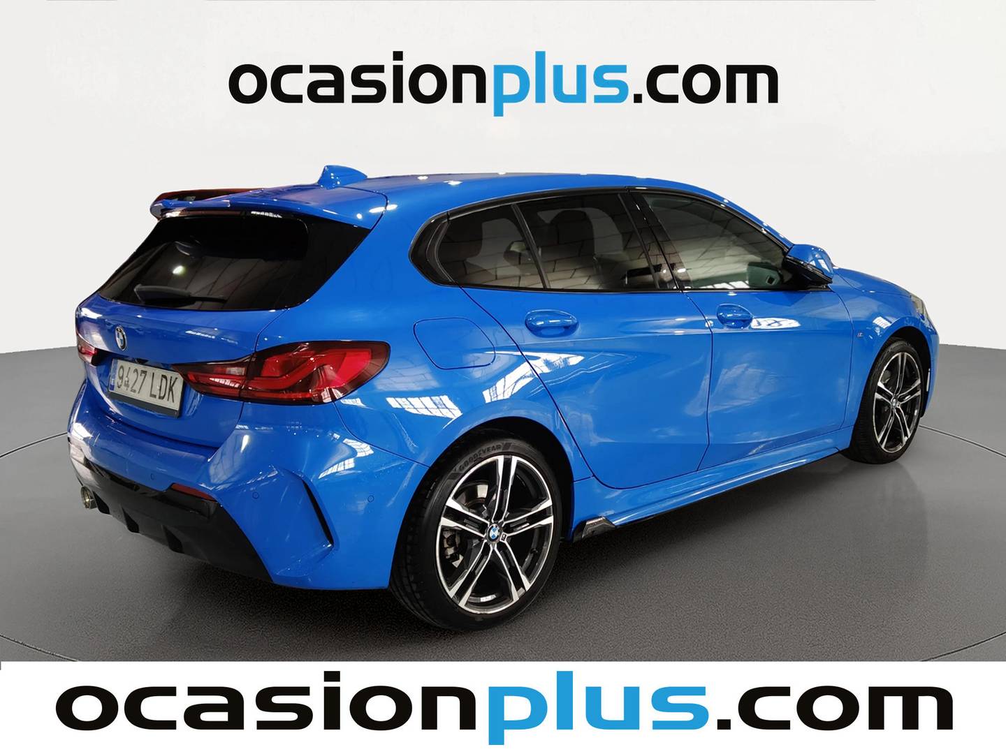 Foto trasera BMW Serie 1 BMW Serie 1 118i (140 CV) Pack M derecha
