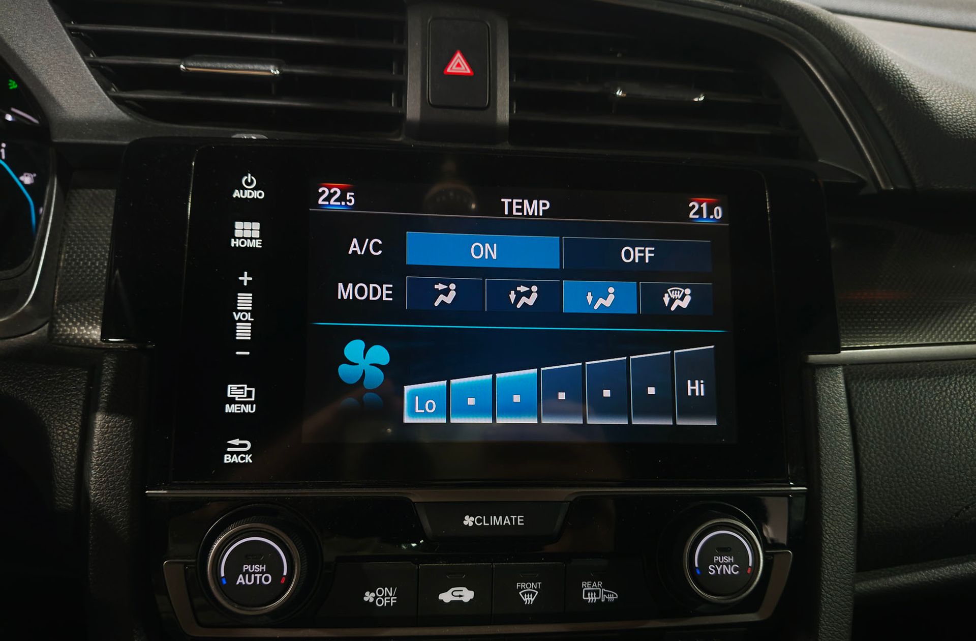 Honda Civic 1.0 I-VTEC Elegance CVT - foto 28