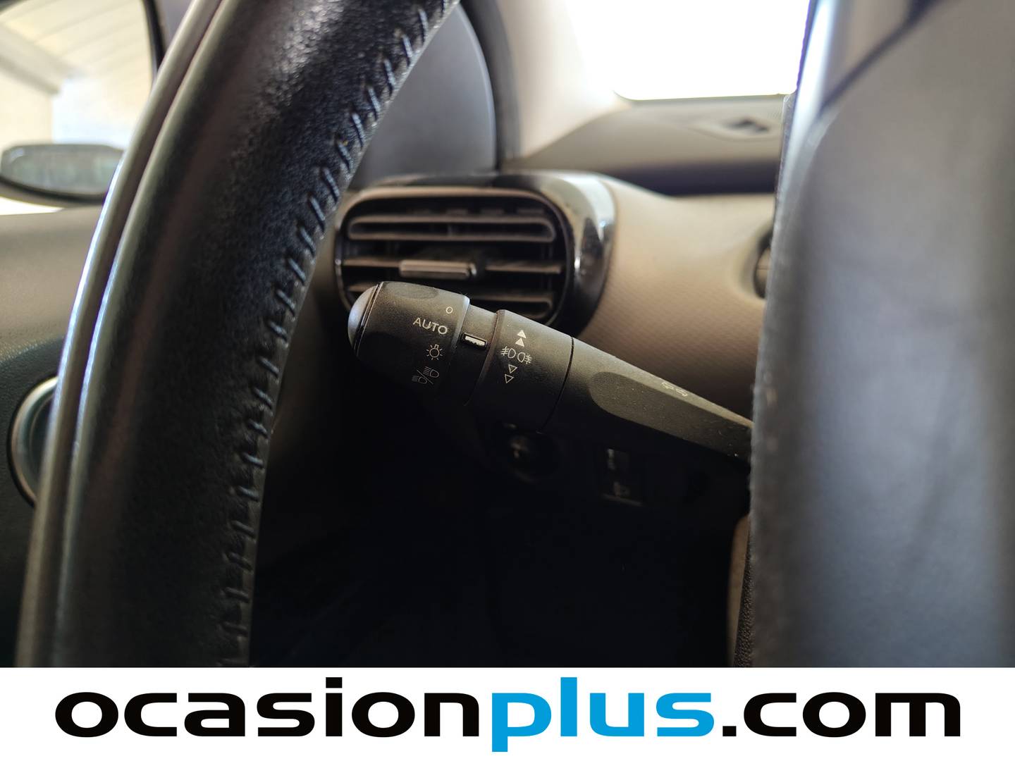 Foto Citroën C4 Cactus Citroen C4 Cactus PureTech 82 Feel (82 CV)