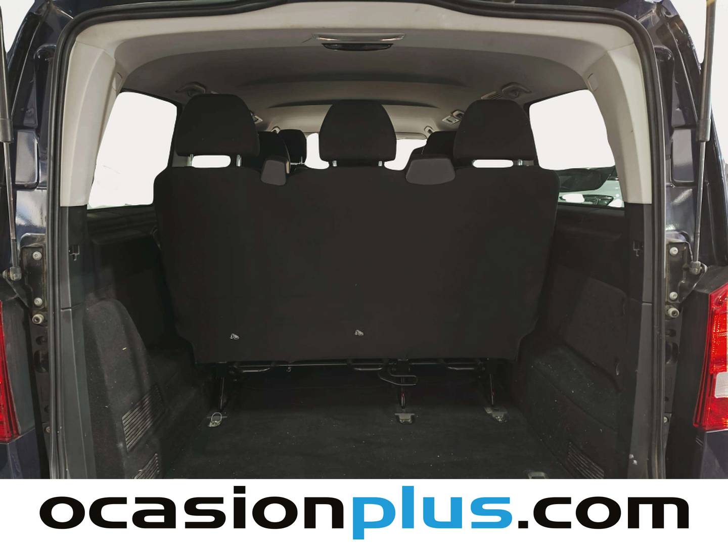 Foto Mercedes Vito Mercedes-Benz Vito 114 CDI Tourer Pro Larga AT (136 CV)