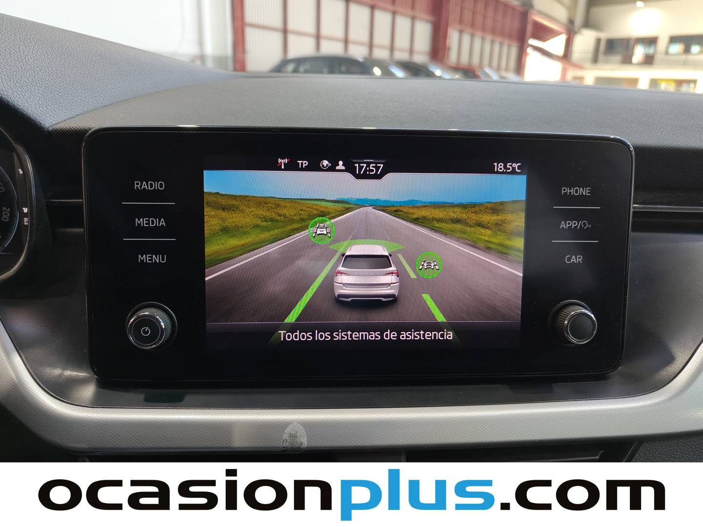 Skoda Kamiq Skoda Kamiq 1.0 TSI Ambition DSG (110 CV) al mejor precio